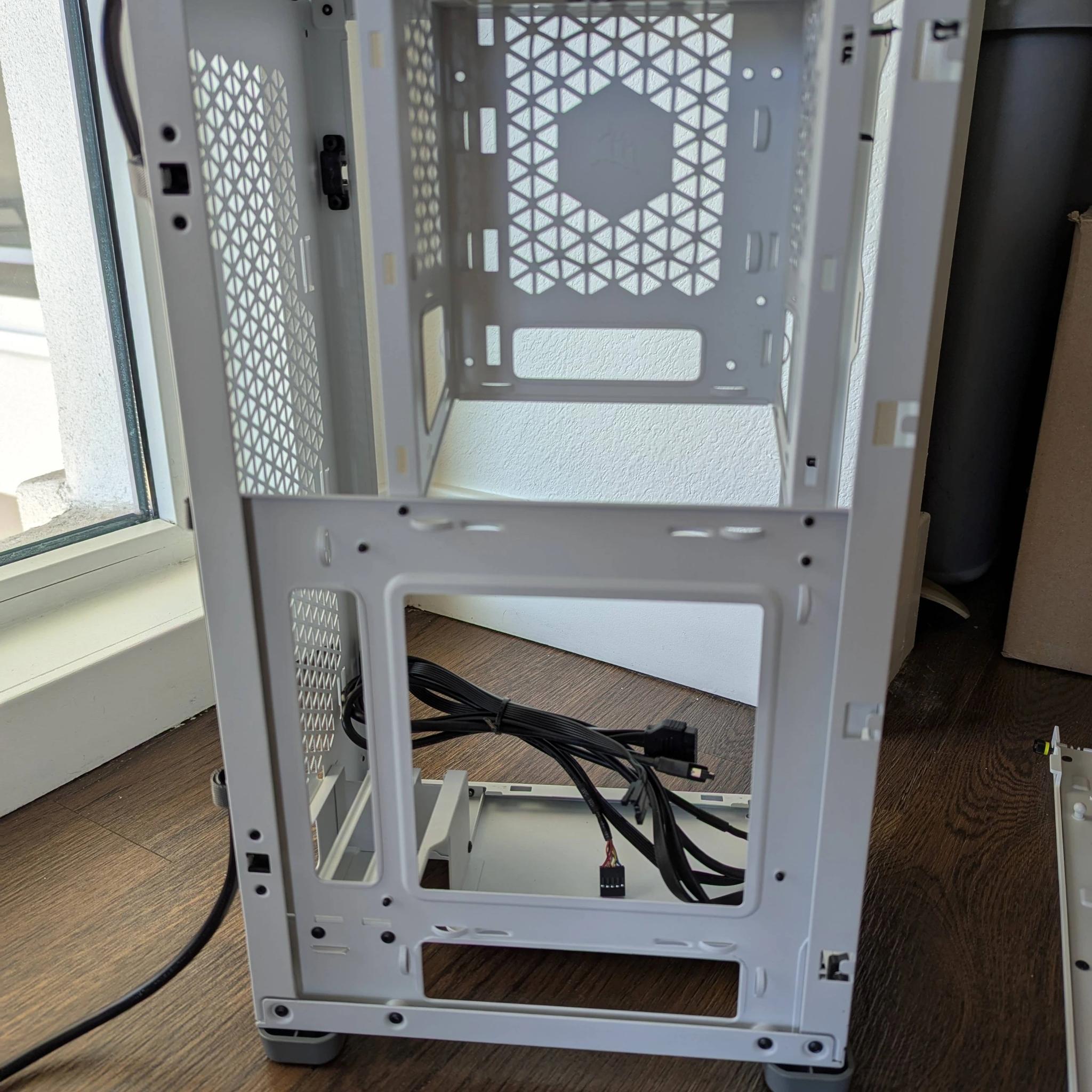 Corsair 2000D SFF Mini ITX Case (White)
