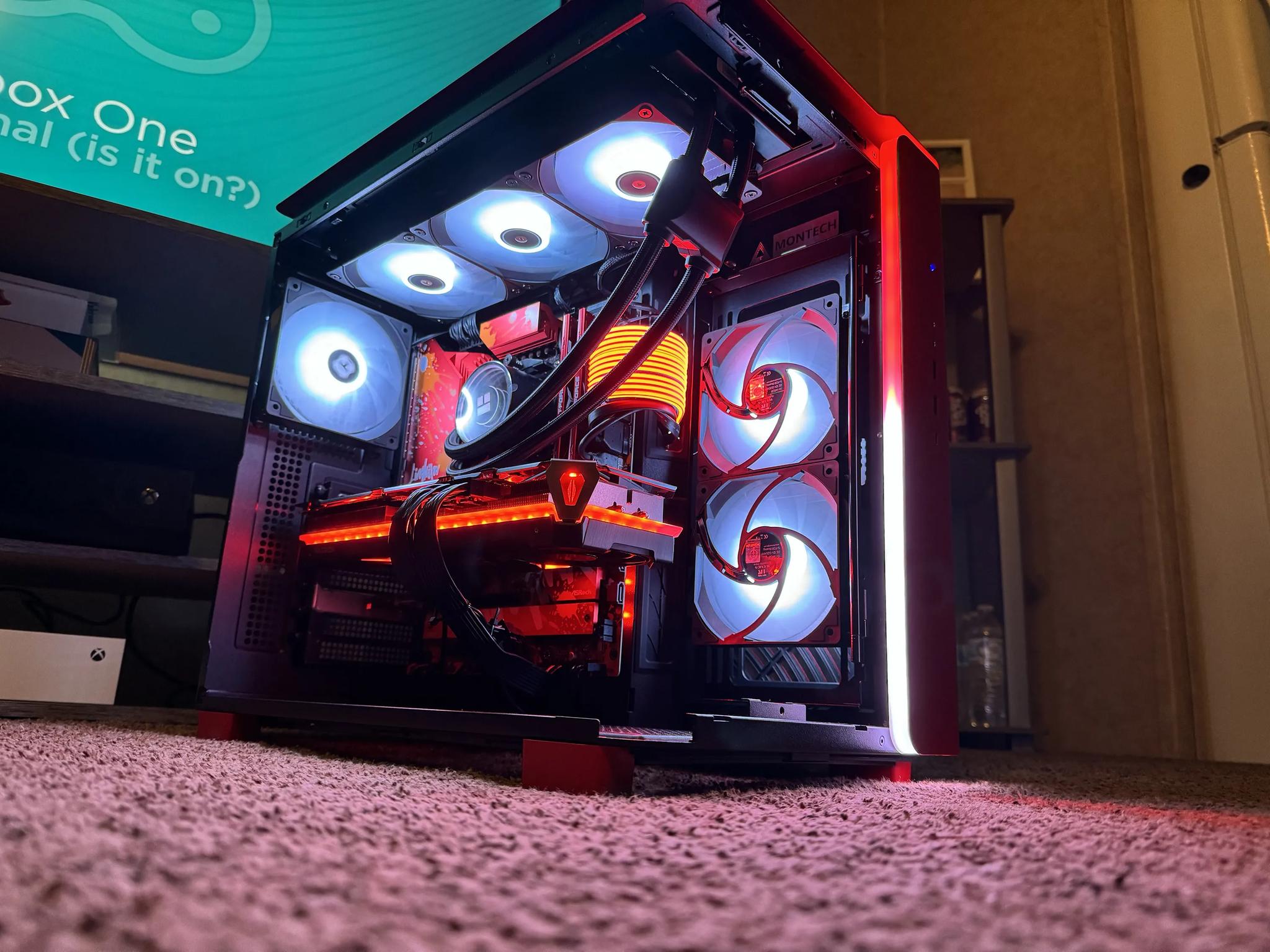 Red Harlow | Ryzen 5 7600x | RX 7800 XT 16 GB | 32 GB DDR5 RAM | 1 TB SSD