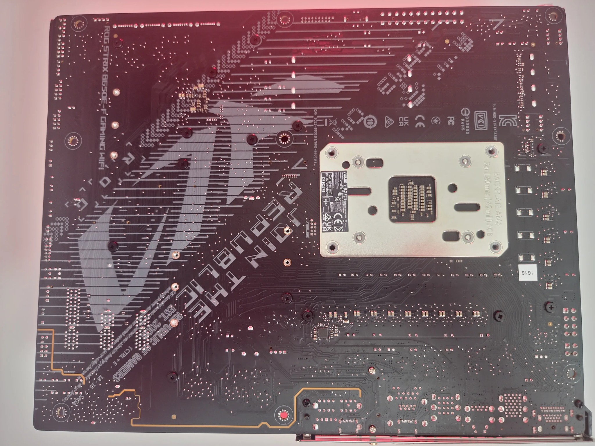 ASUS B650E-F ROG STRIX GAMING WIFI for 7000 8000 and 9000 series - BIOS UPDATED