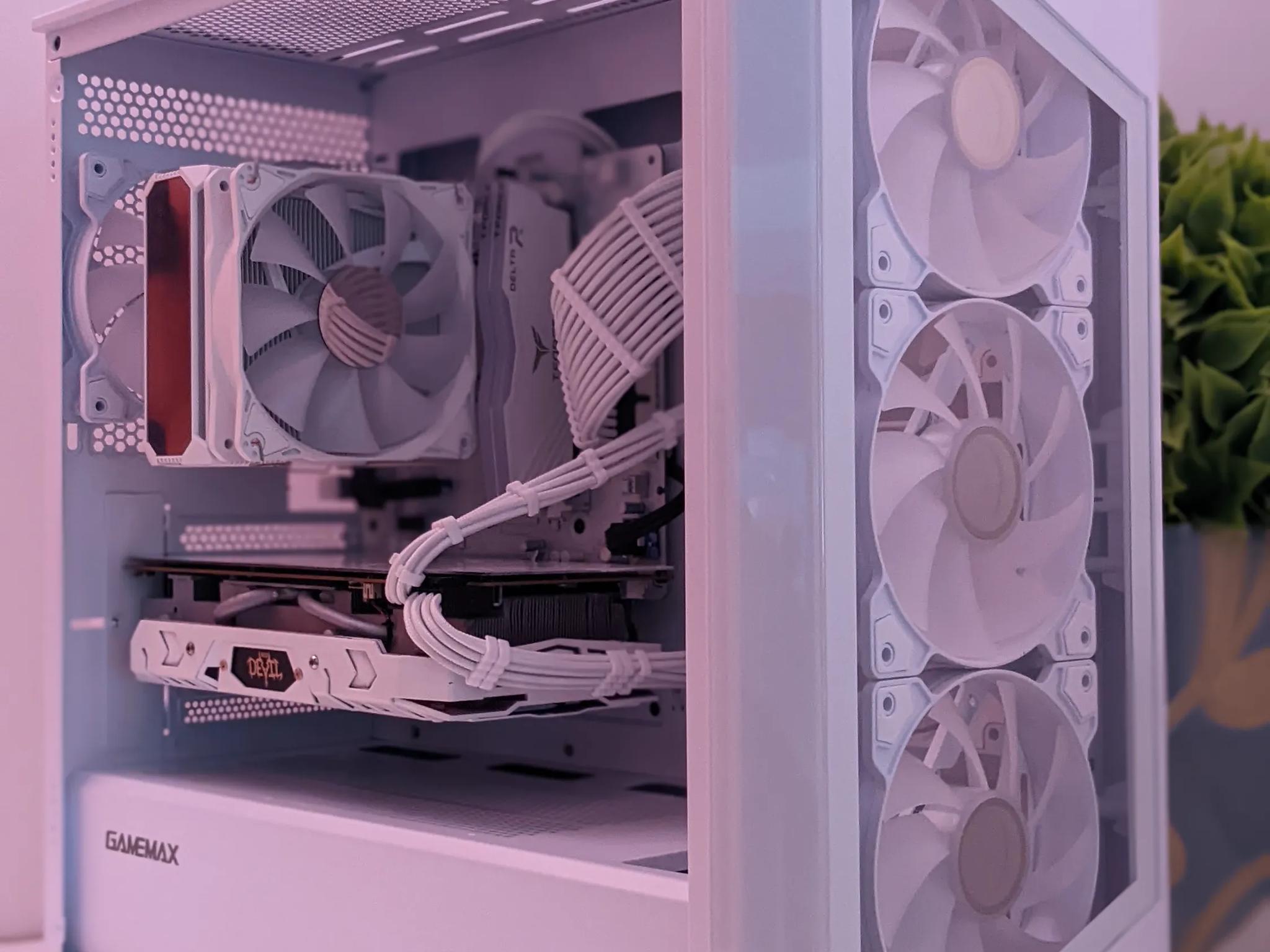 ⚪️Diablo Albus🔥🔥🔥| RX 580 8GB| Core I7 (6th Gen)| 16GB TFORCE DDR4 RAM| 1TB SSD|Windows 11 Pro