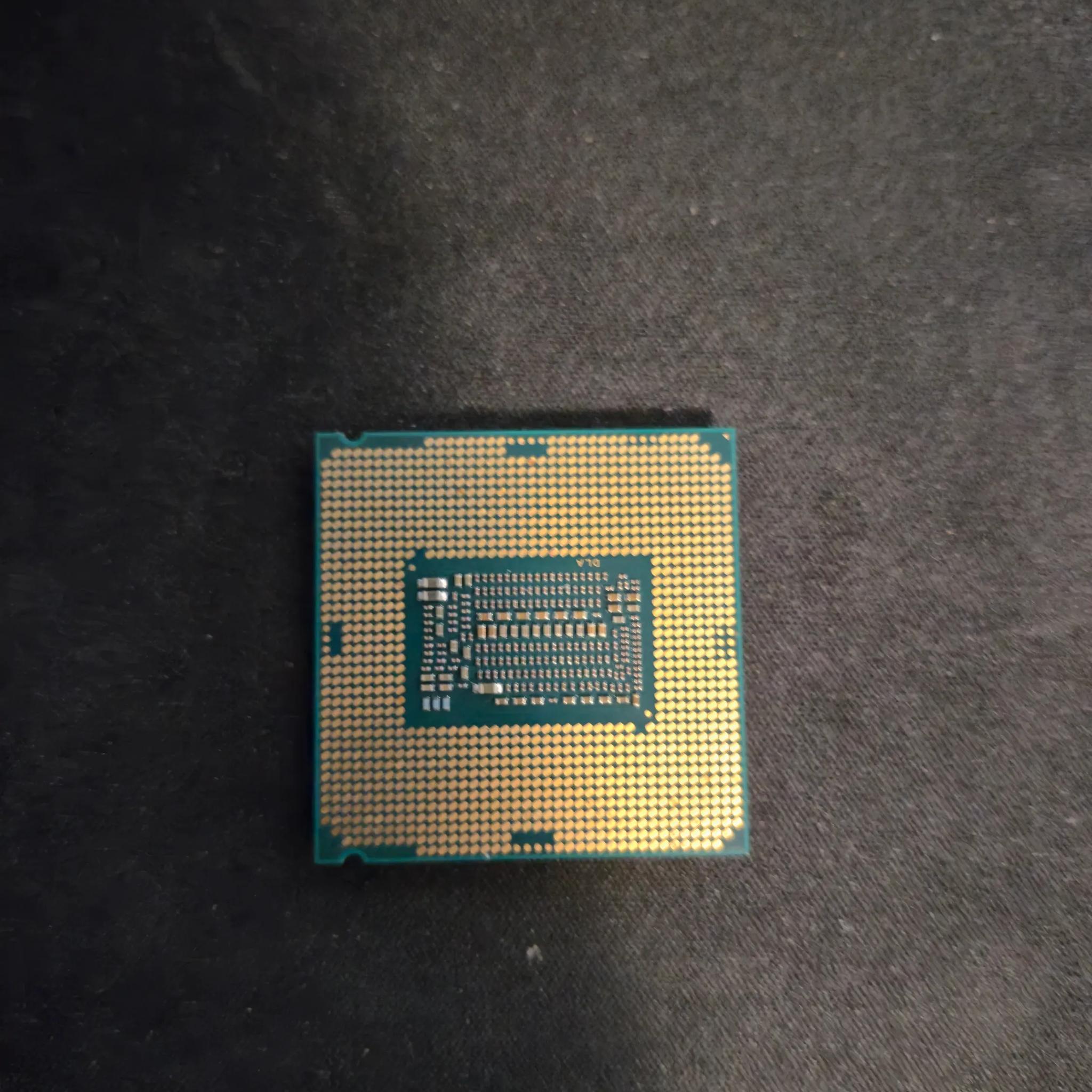 intel Core i9-9900k unlocked