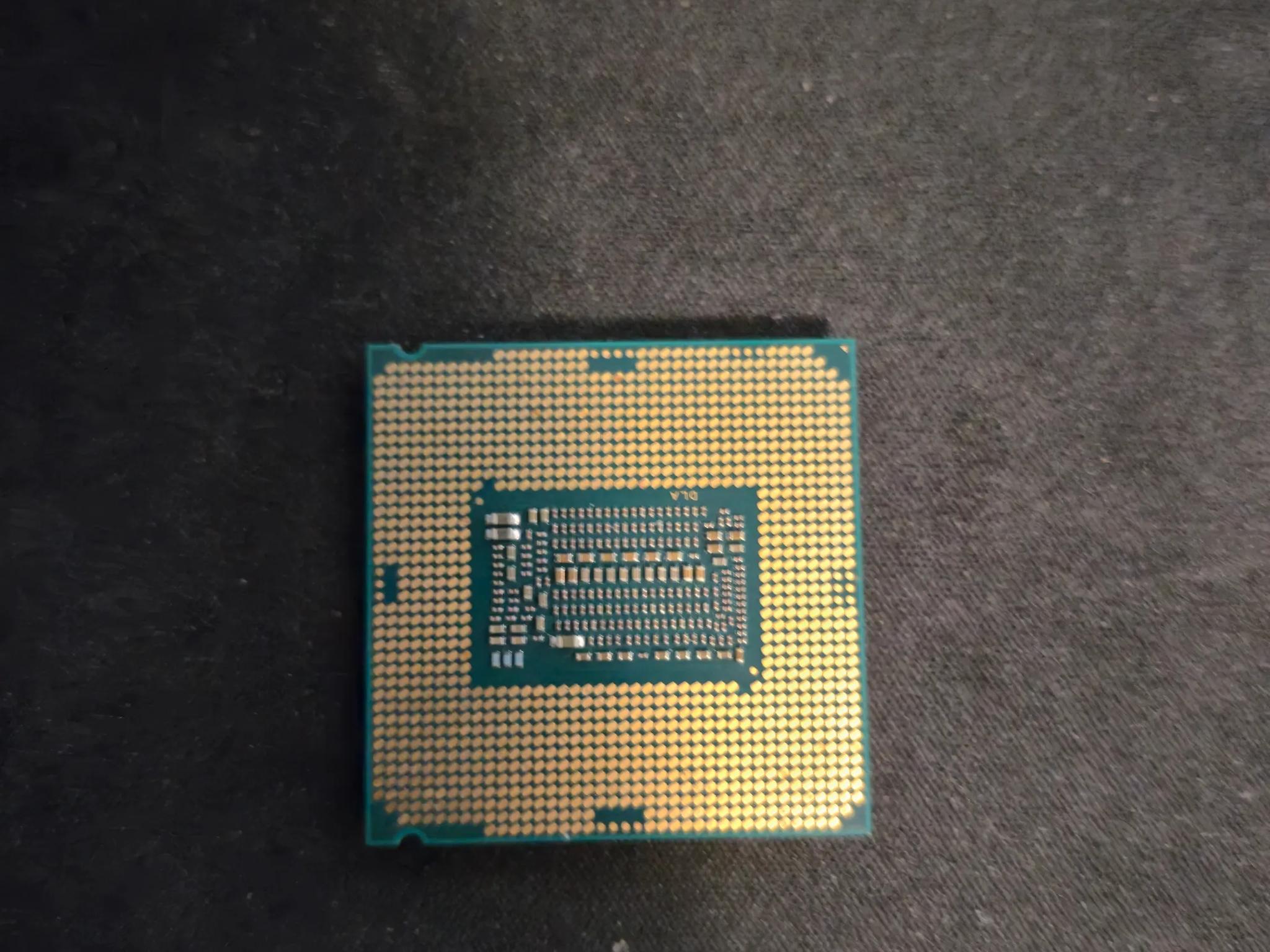 intel Core i9-9900k unlocked