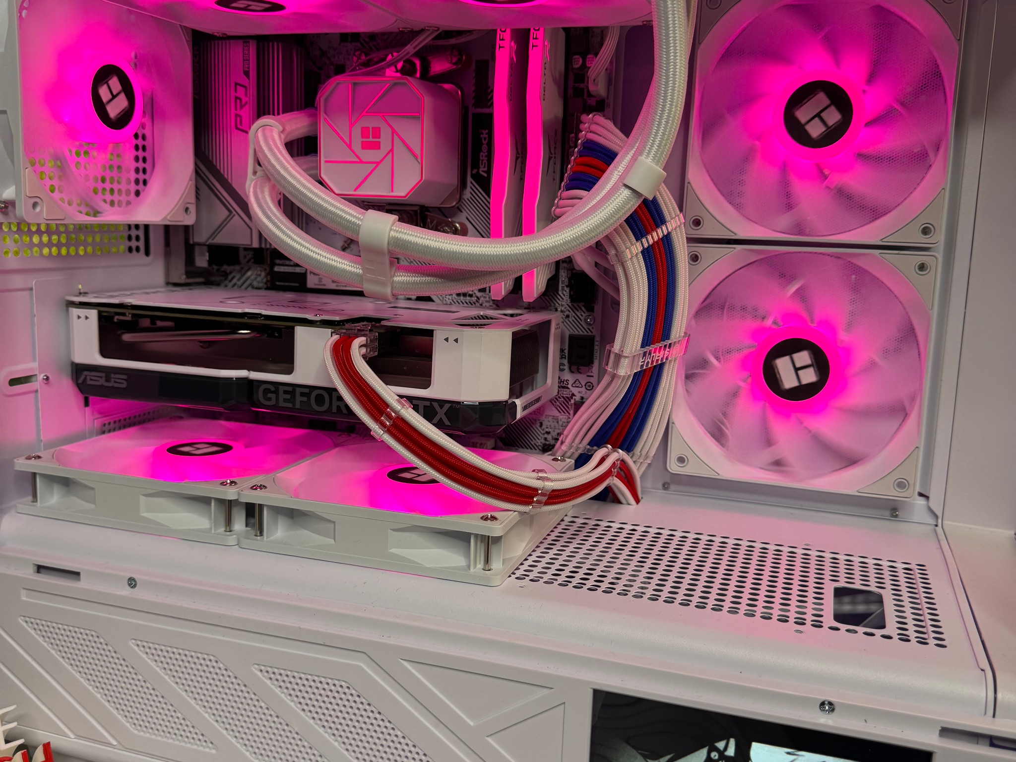 Fire Tech Labs: Starlight gaming PC