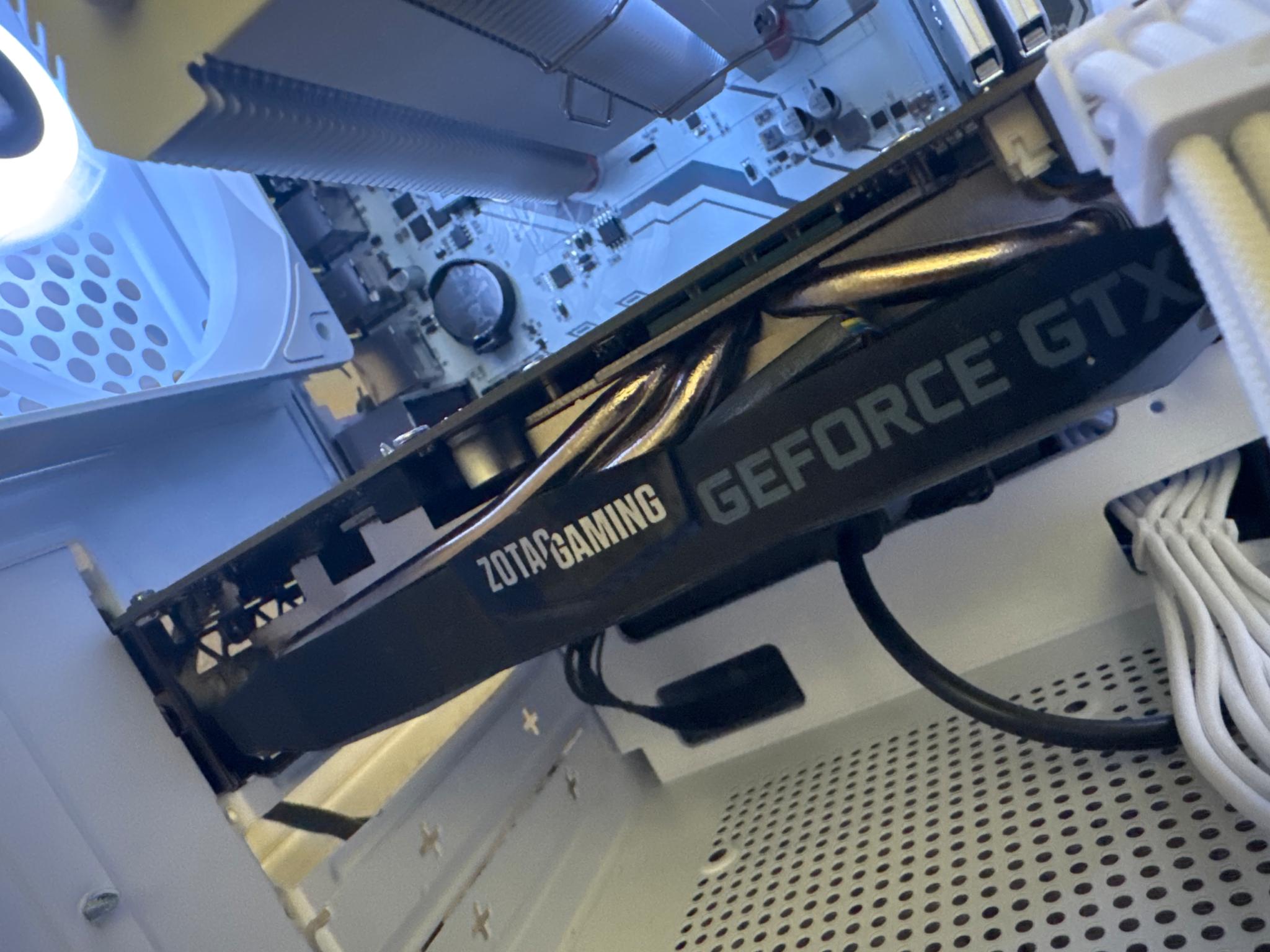 CLEAN ALL WHITE⚪️|GTX 1660 TI|R5 2600|16 GB RAM|1 TB|+WI-FI & Bluetooth|