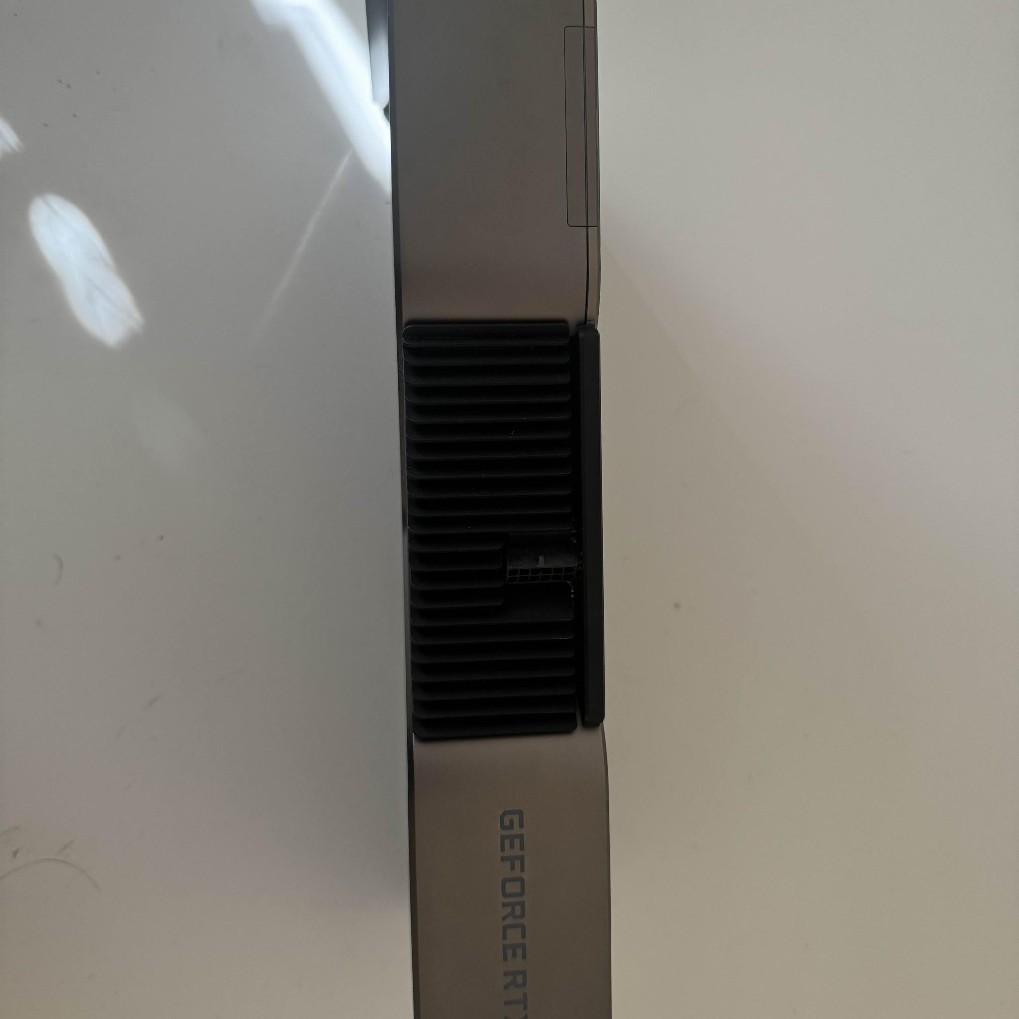 NVIDIA Founders Edition GeForce RTX 3090