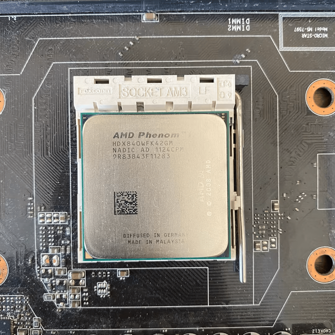 [BROKEN] MSI NF725GM-P43 Motherboard with CPU