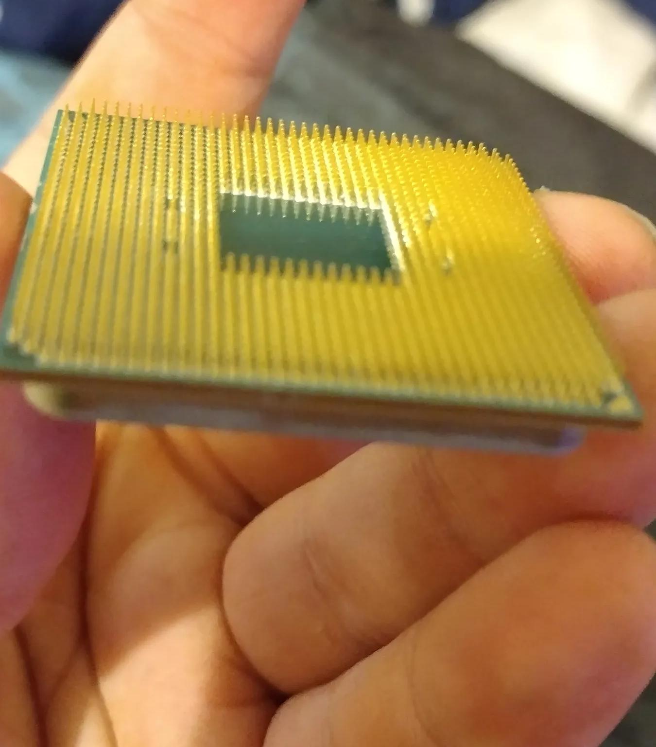 For Sale Ryzen 3 1200 USED/GOOD - comes with optional fan