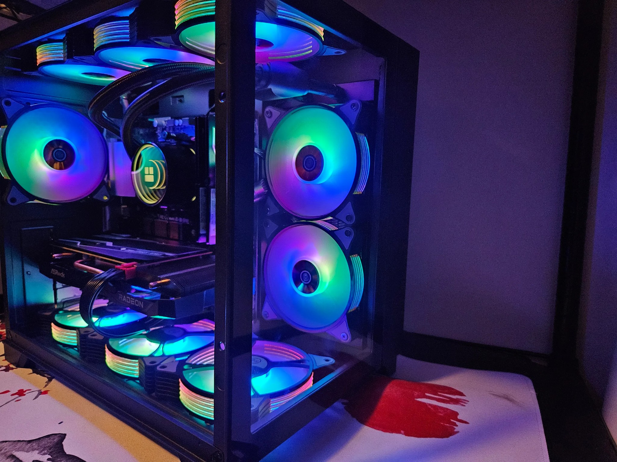 Dark Side Rig Ryzen 5 5600 X3D / 32GB / 2TB SSD / RX 6650 XT