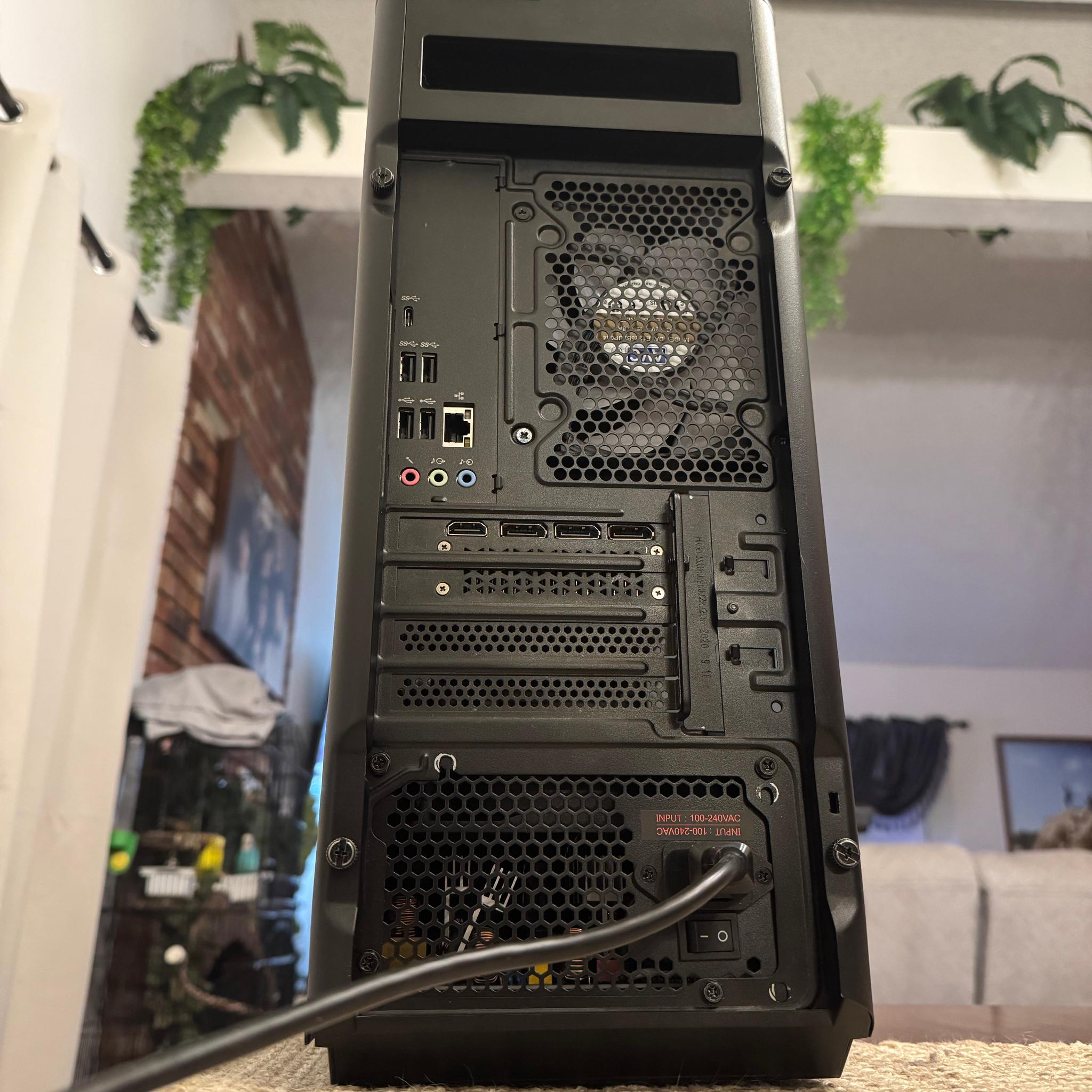"Legion" | RTX 3060 12GB | Intel Core i5 10400F | 16GB DDR4 | 256GB SSD + 1TB HD