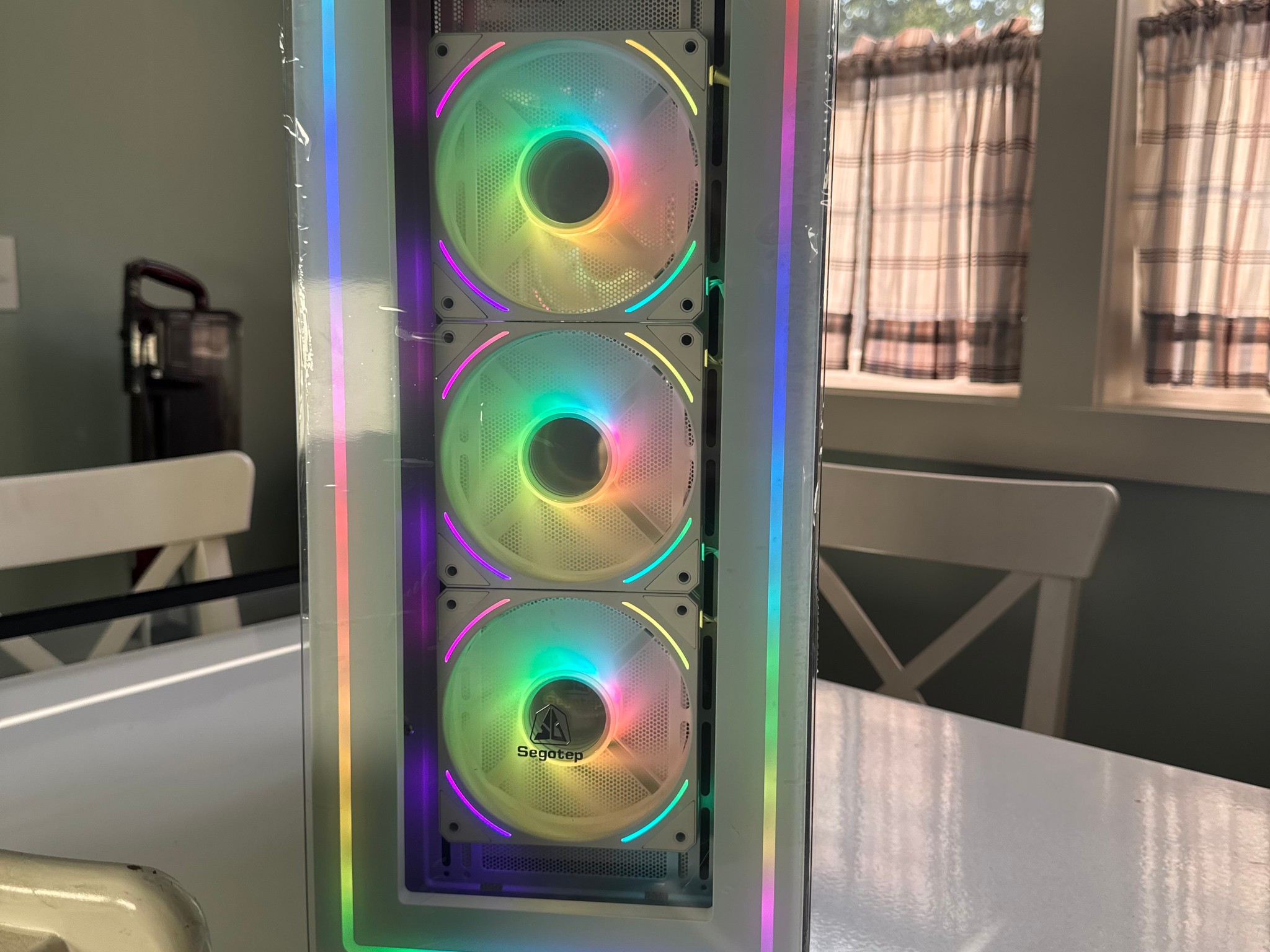 Whiteout Storm | Custom Gaming PC | 3060 TI - R5 5500 - 16GB Ram - 512 NVme