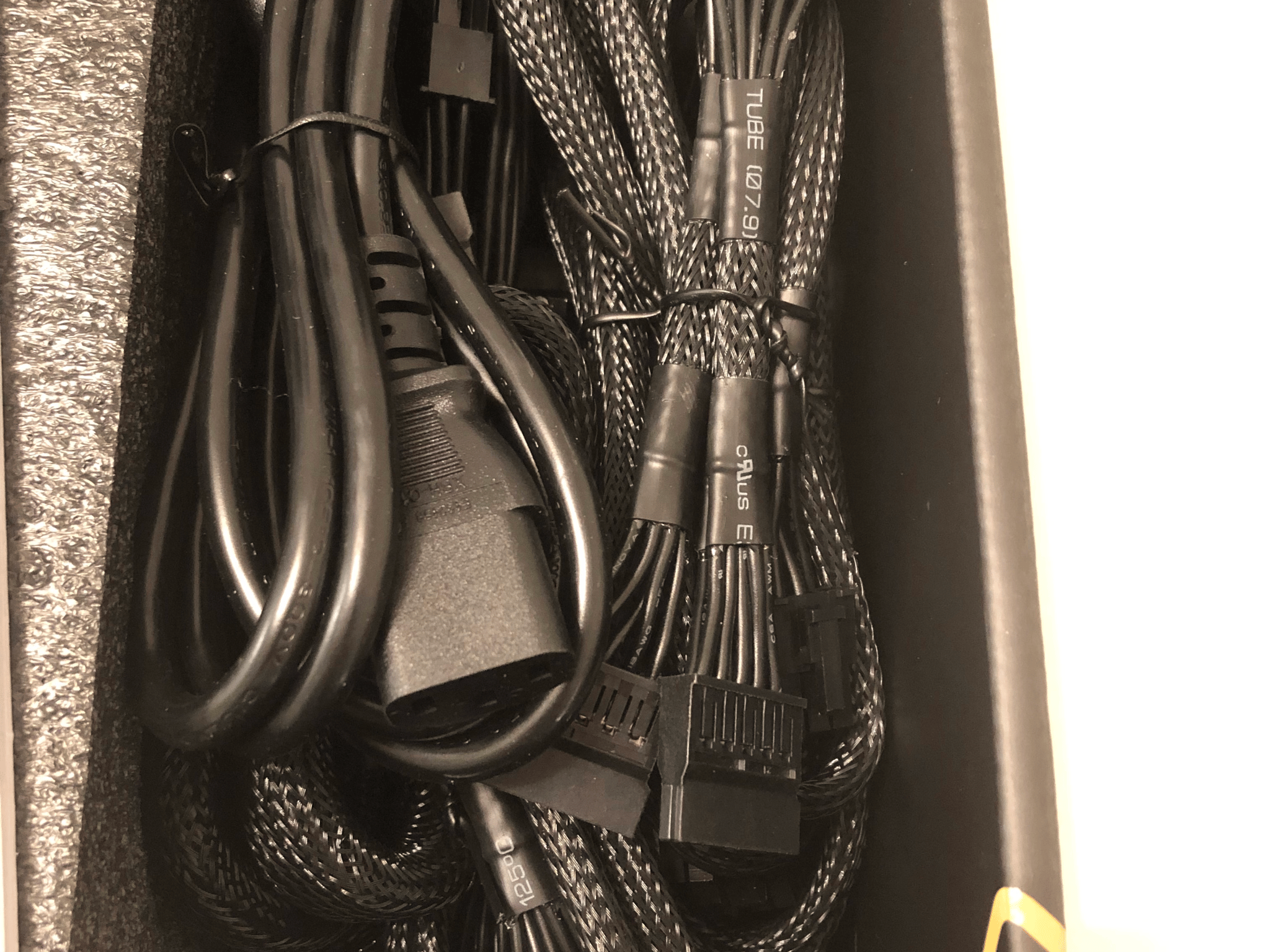  ***OPEN BOX*** EVGA SuperNOVA GA 850 Watt 80 PLUS Gold ATX Fully Modular Power Supply