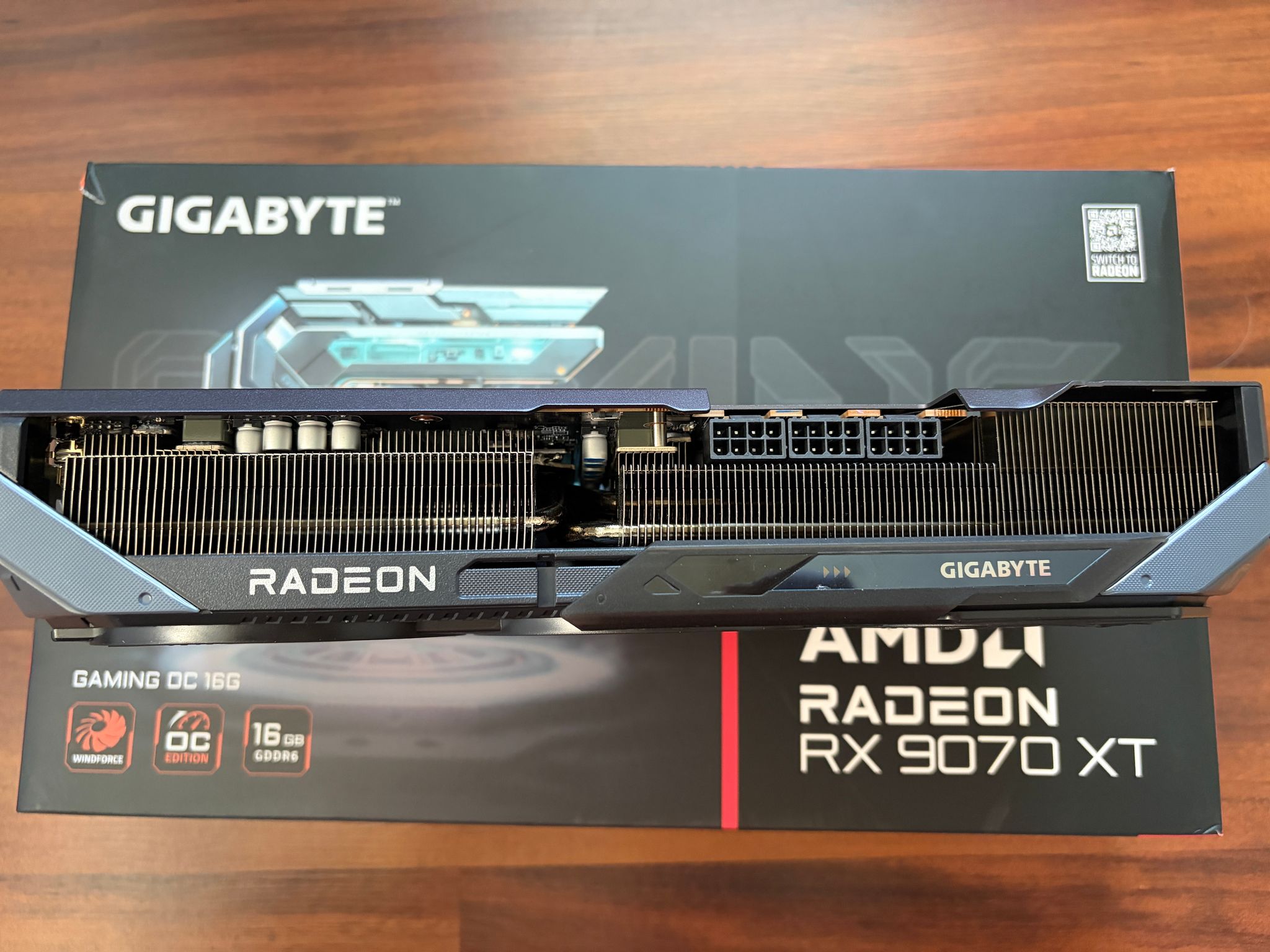 GIGABYTE RX 9070 XT GAMING OC 16G