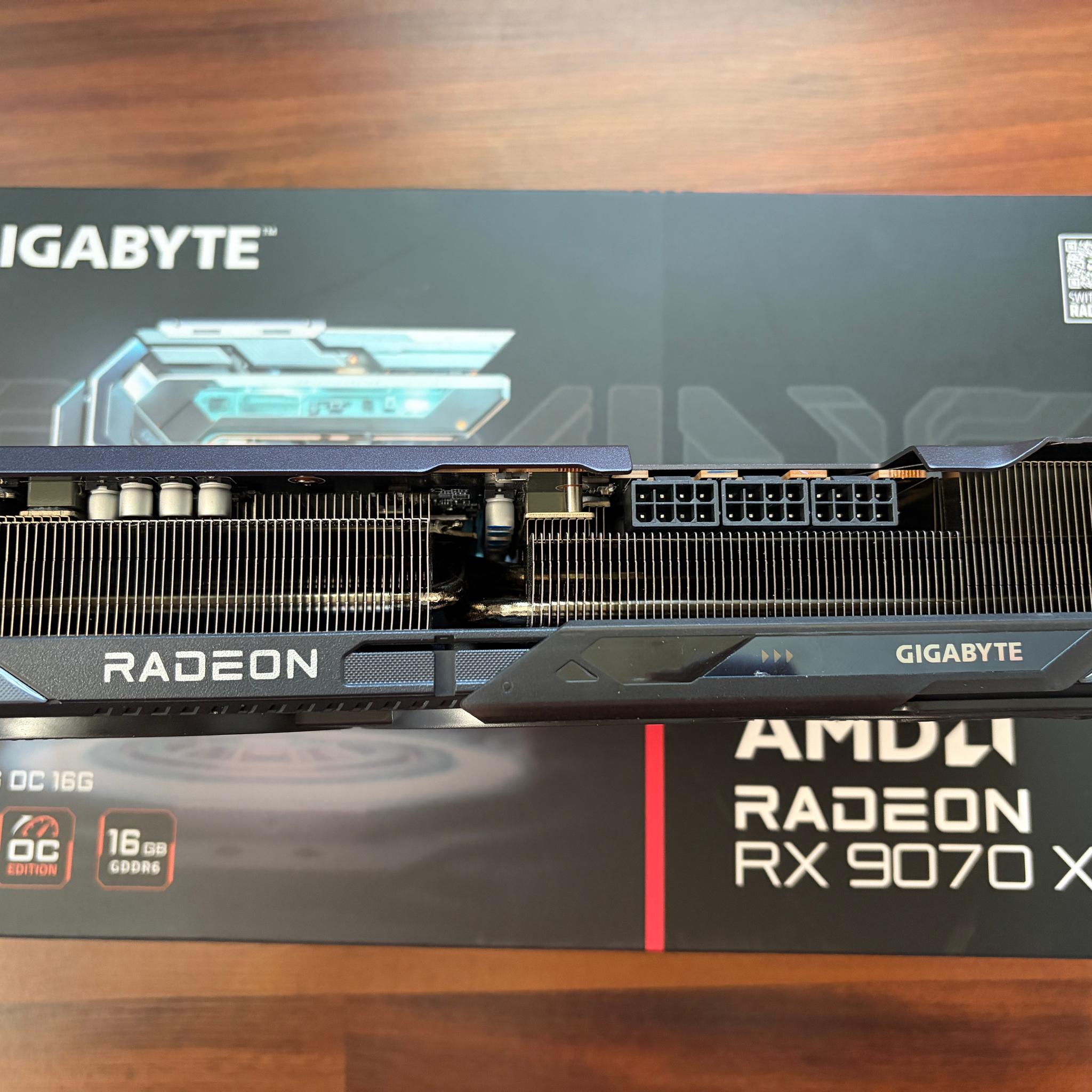 GIGABYTE RX 9070 XT GAMING OC 16G