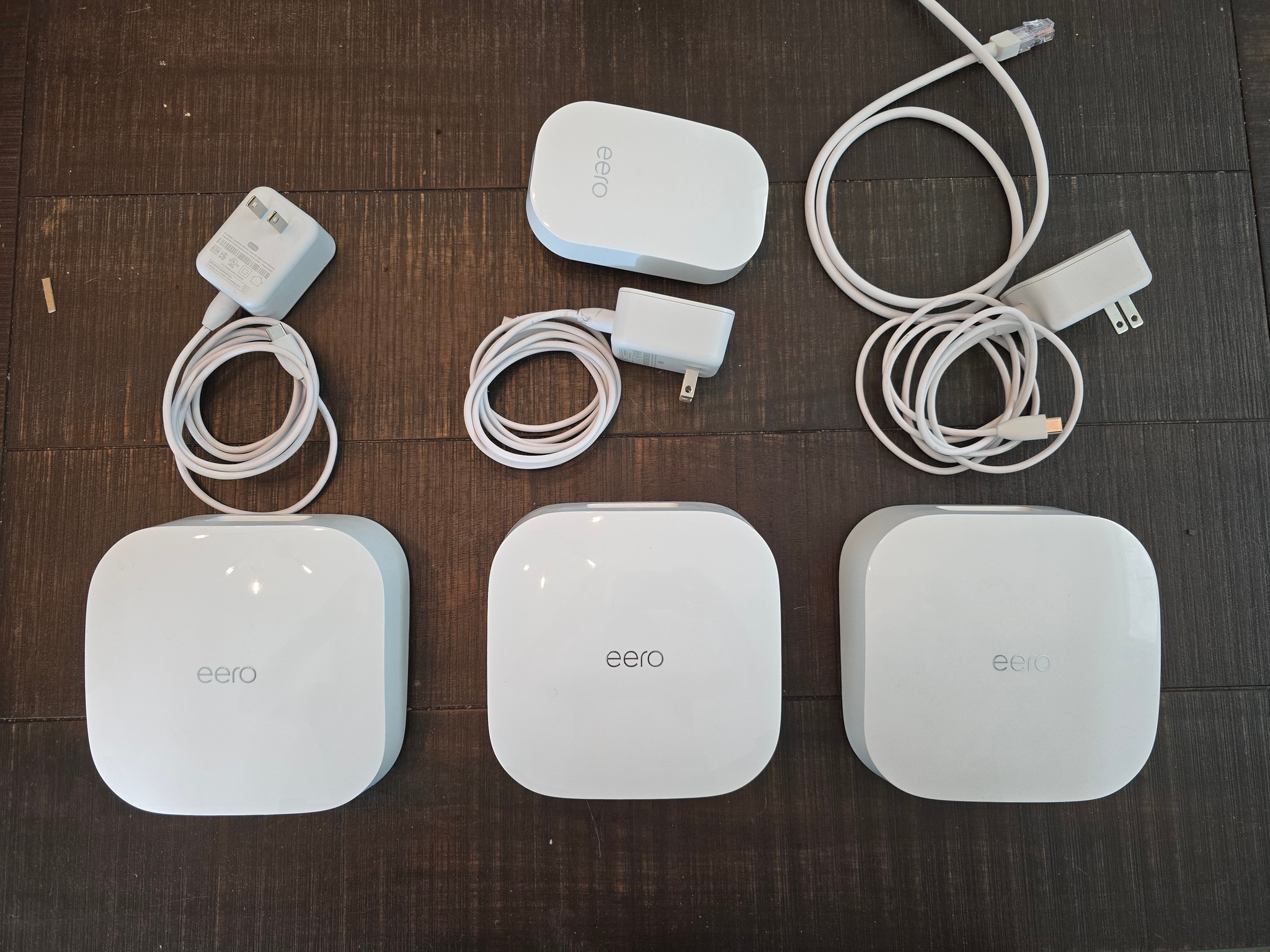 Eero 6 Pro 3 Pack + Eero Beacon Extender