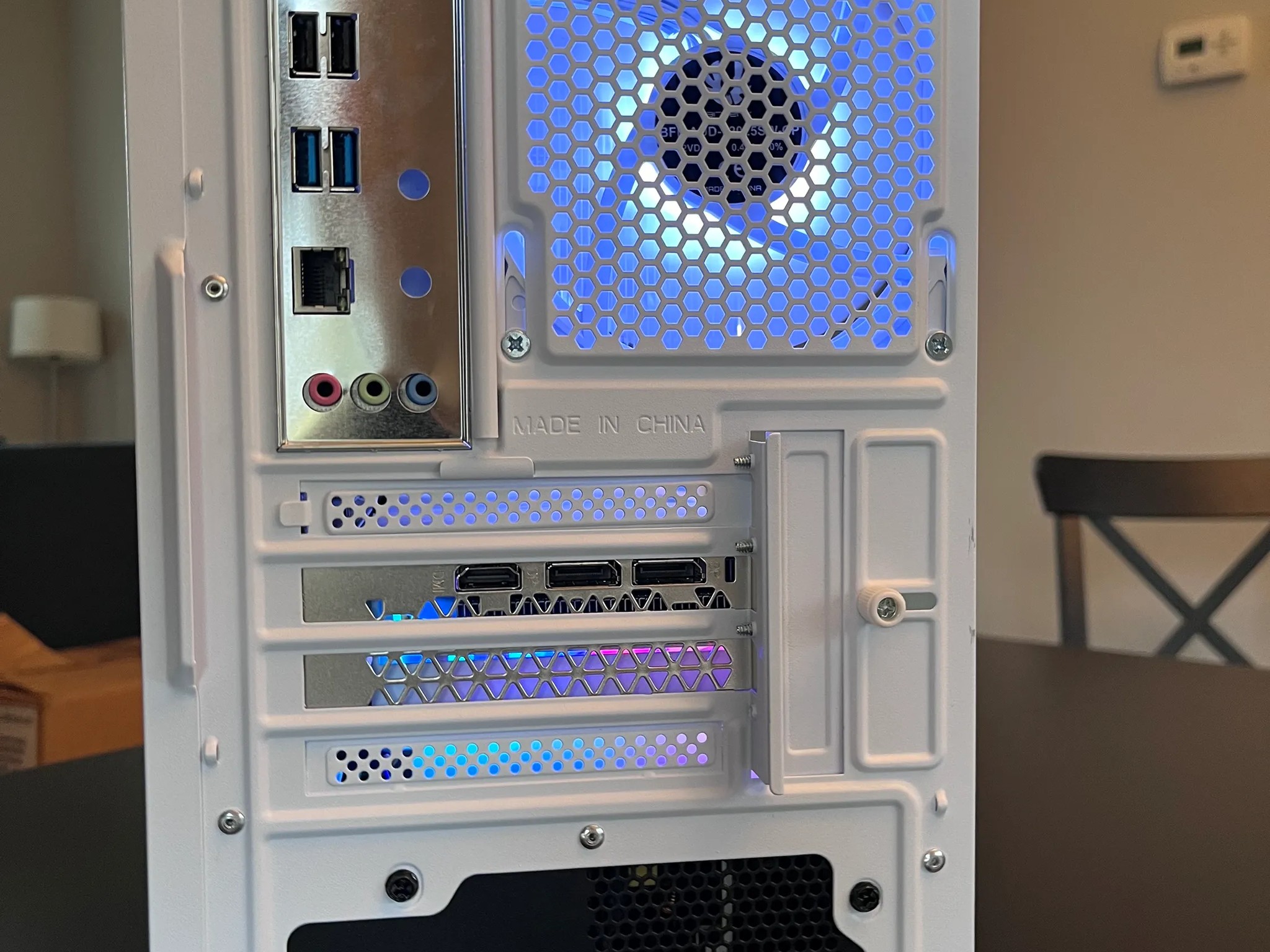 ALL WHITE GAMING PC | RX 580 | I7 5930K EQUIVALENT | 16GB DDR4 | 500GB NVME
