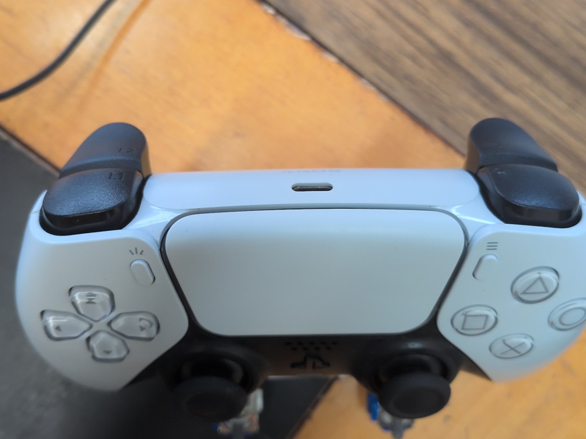 Ksilver J13+ TMR Upgraded White PS5 Dualsense Cosmetic Grade B