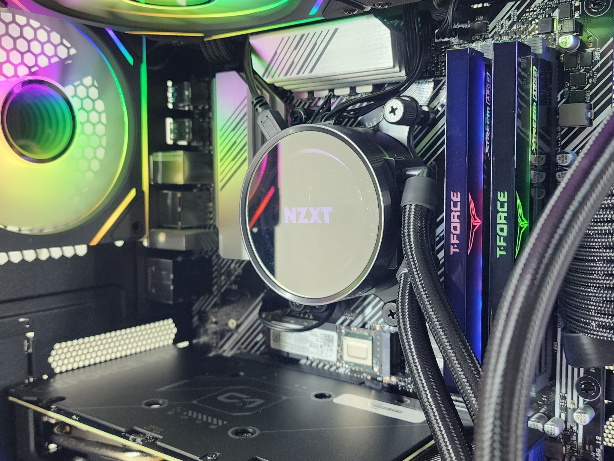 Gaming PC Ryzen 7 5700X 32GB RAM 1TB SSD RTX 4060 Ti 16GB Windows 11 Computer