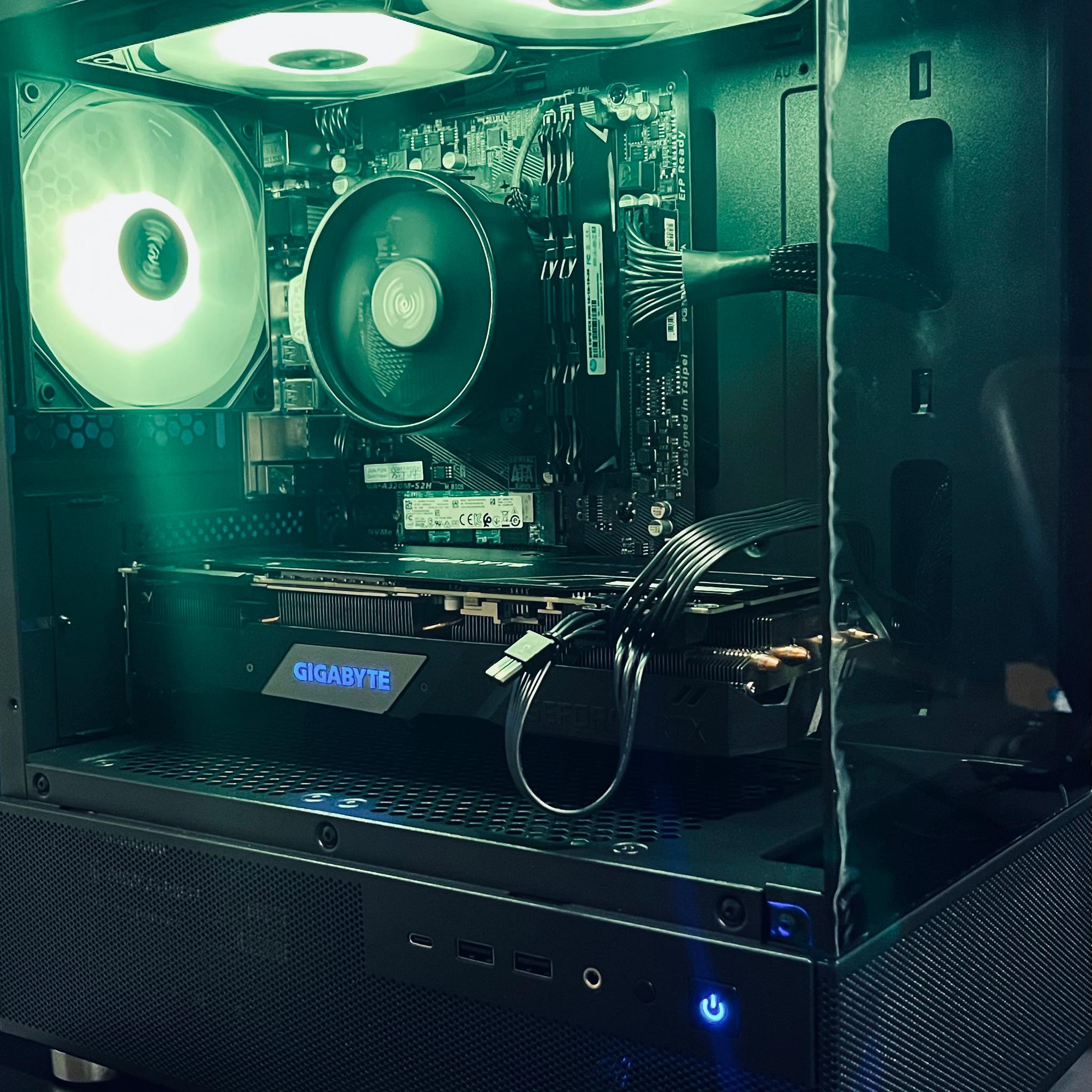 ESports Gaming PC |RTX 2070 Super // Ryzen 5 2600 // 16GB DDR4|