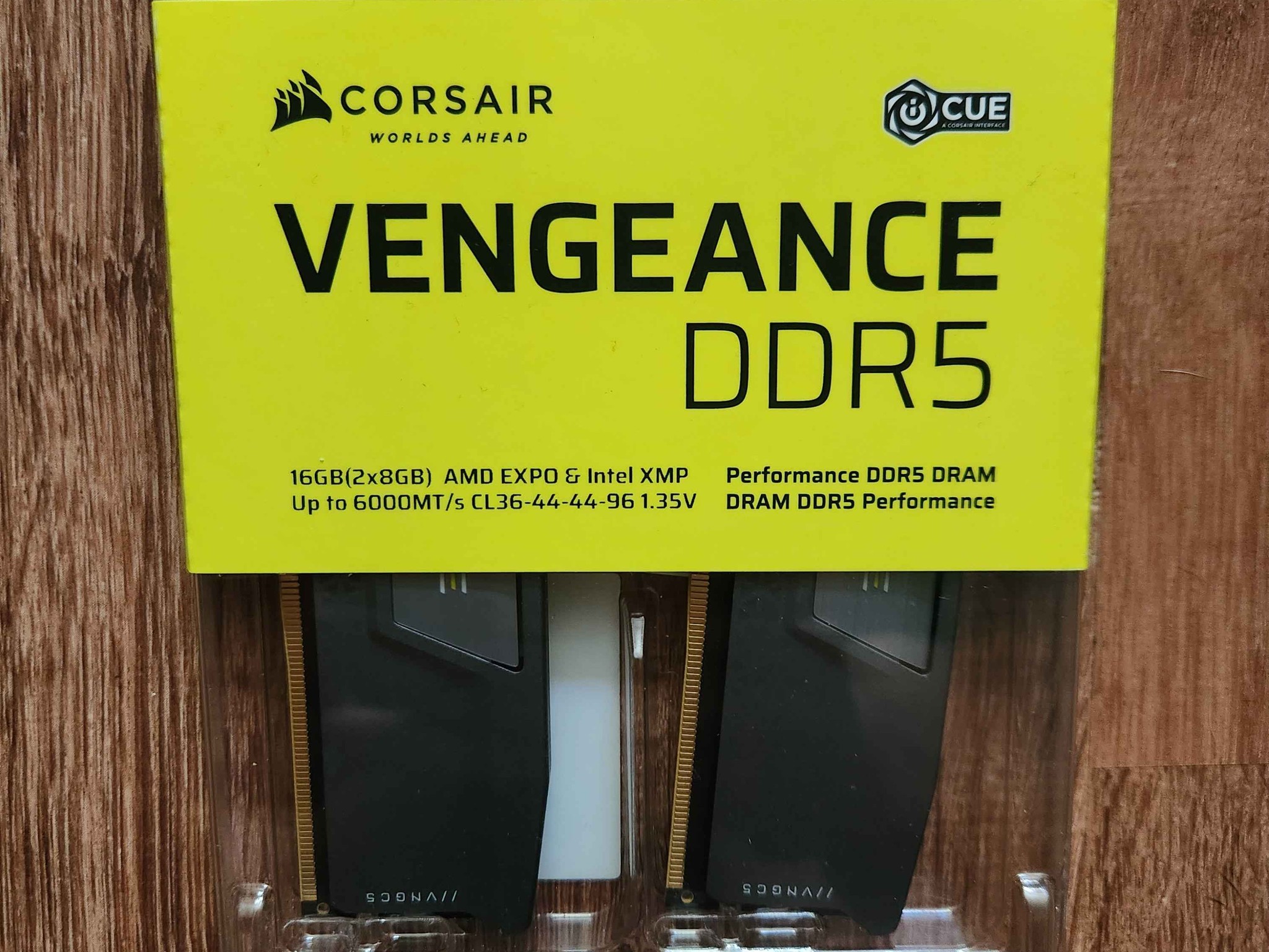Corsair Vengeance 16GB (2x8GB) DDR5 6000 MT/s CL36