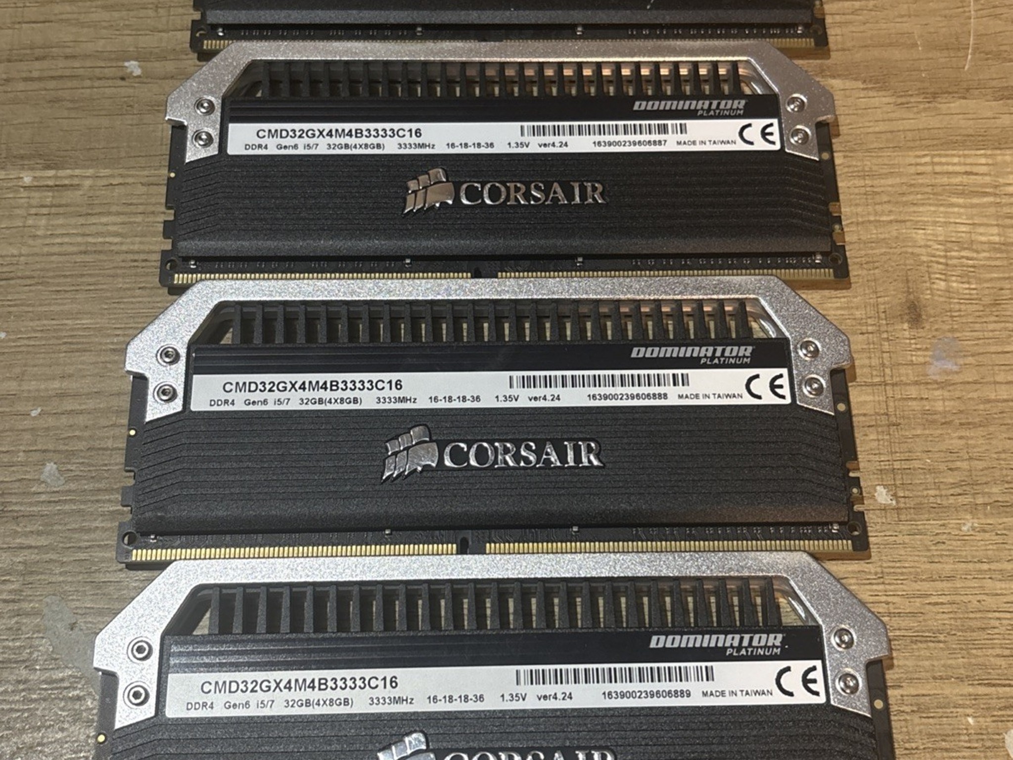 Ryzen 7 5800X + ASUS Prime B550M-K + Corsair Dominator Platinum 32GB (4×8GB DDR4‑3333)
