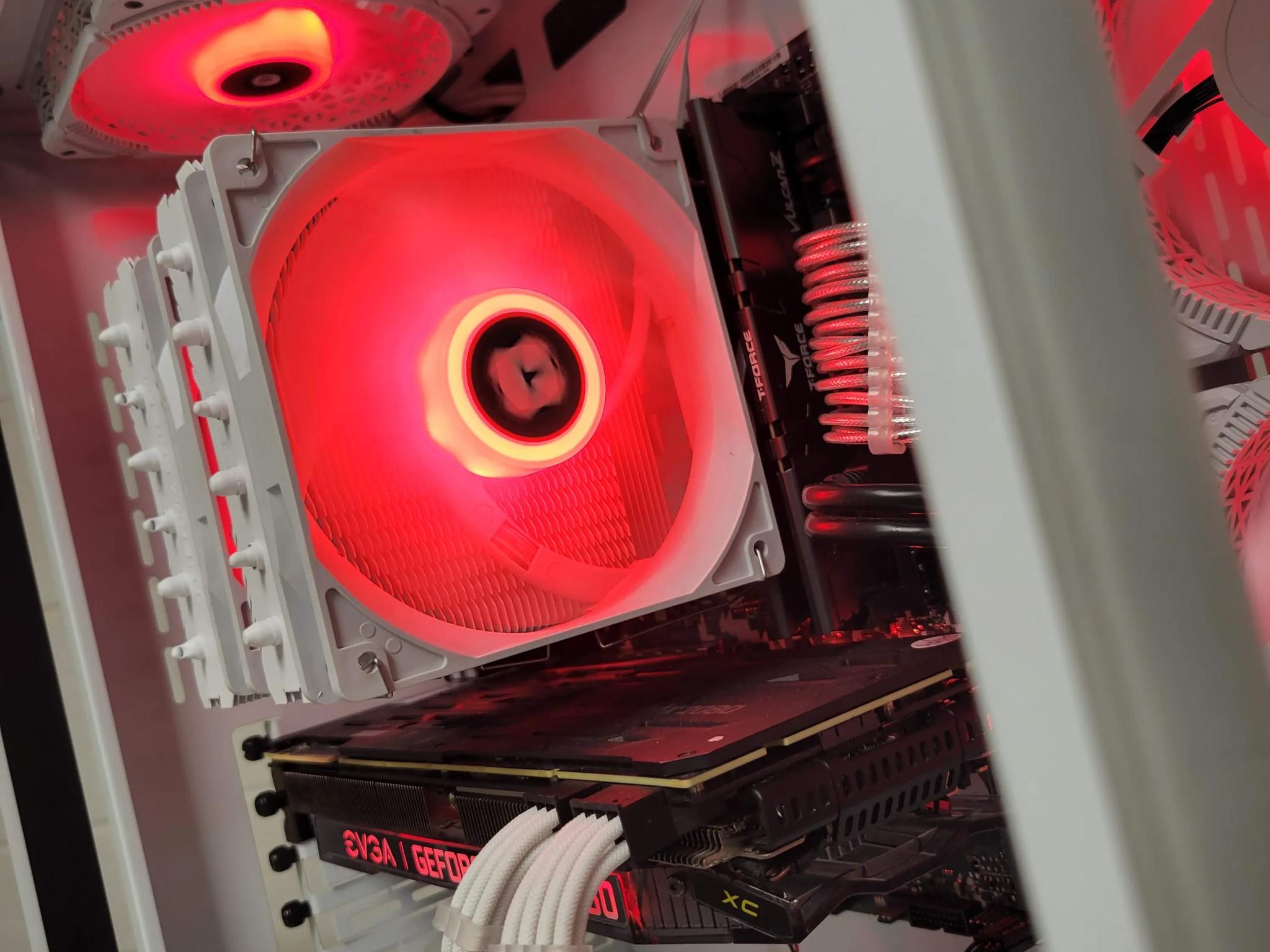 🔥🧊RTX 2080 8gb White Gaming PC🔥🧊 (Ryzen 5 5600x//RTX 2080 8gb)
