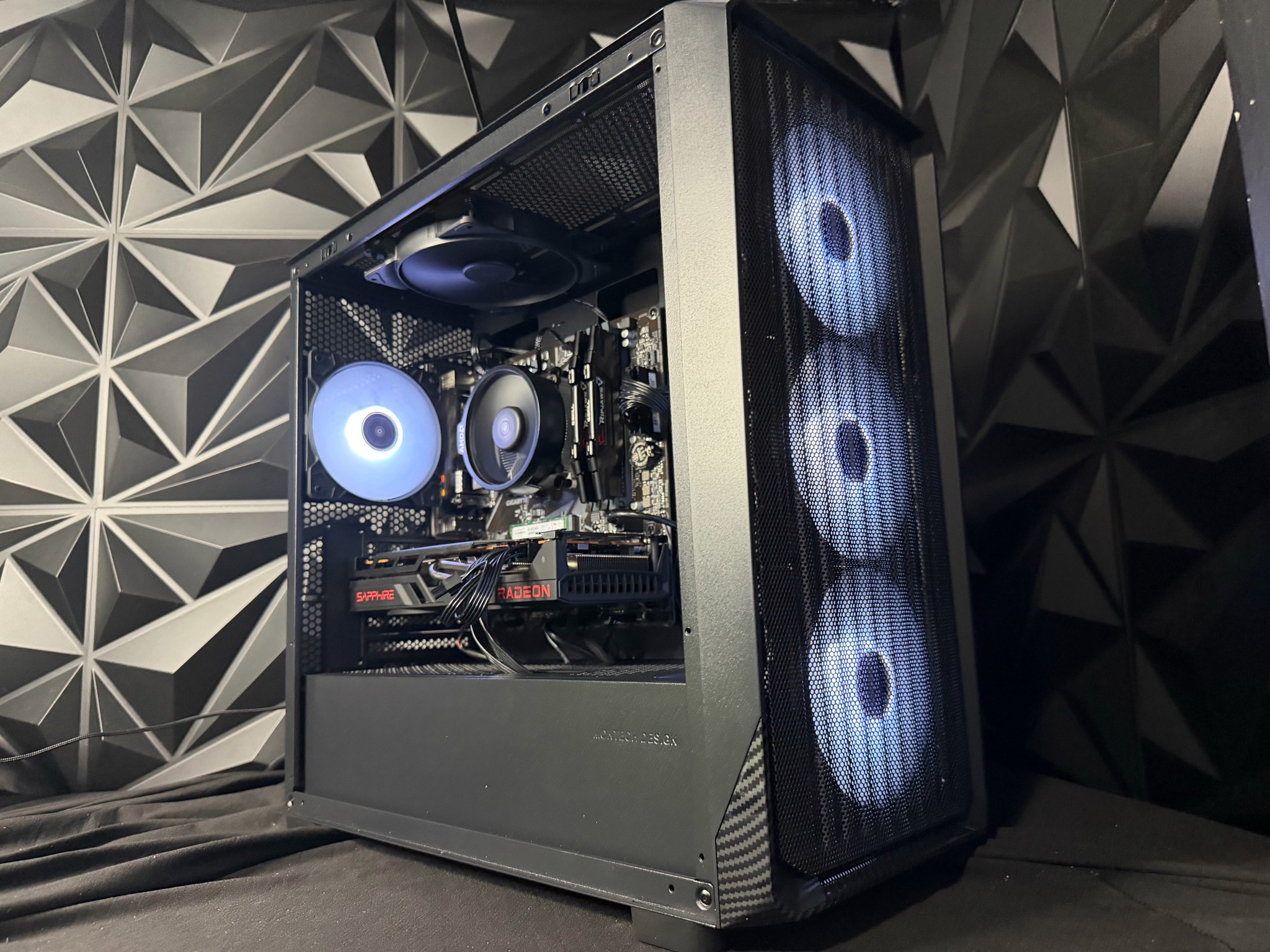 🖤⚡ DARK FIBER ⚡🖤Ryzen 5 5500| RX 6700XT 12 GB | 16 GB DDR4| 512 NVMe| 650W PSU