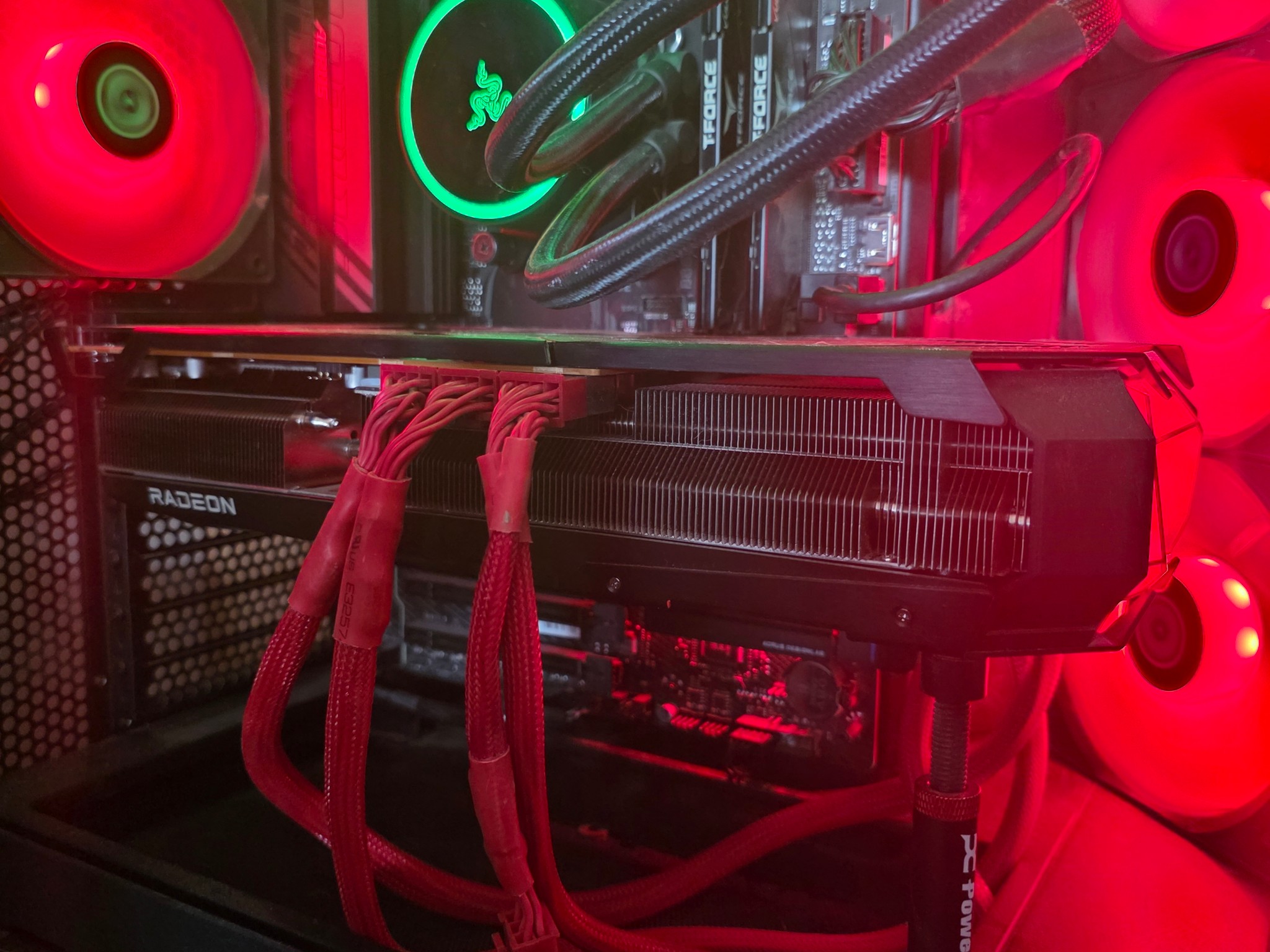 PowerColor Red Devil RX 9070 XT