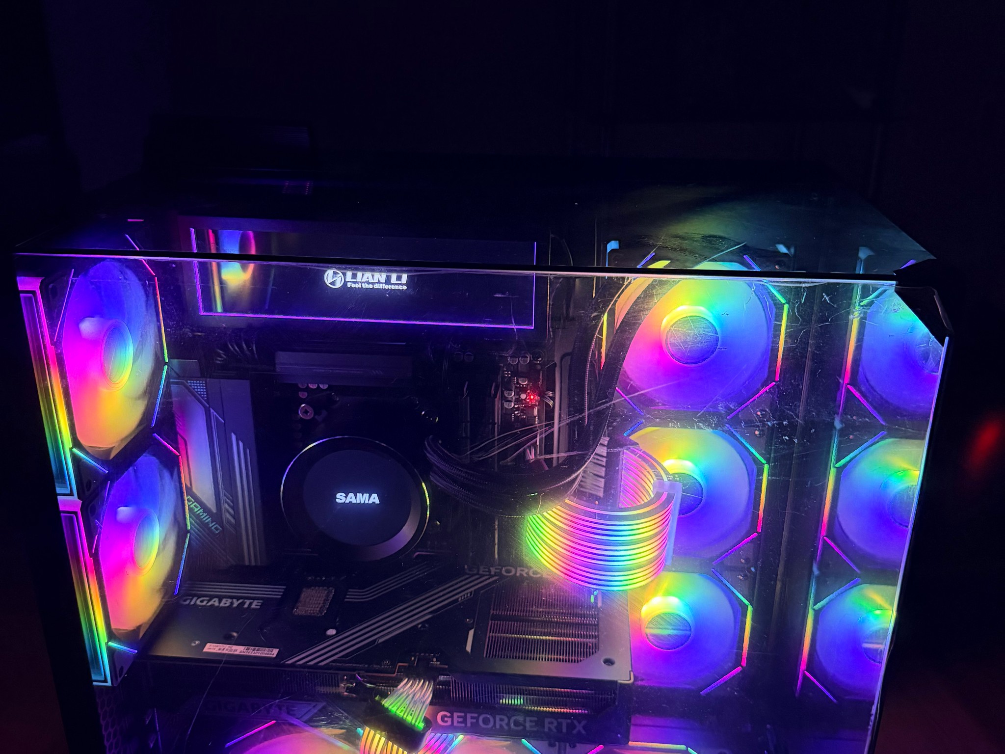 RTX 5080 + Ryzen 7 9800X3D High-End Gaming PC | 32GB DDR5 | Lian Li O11 Vision