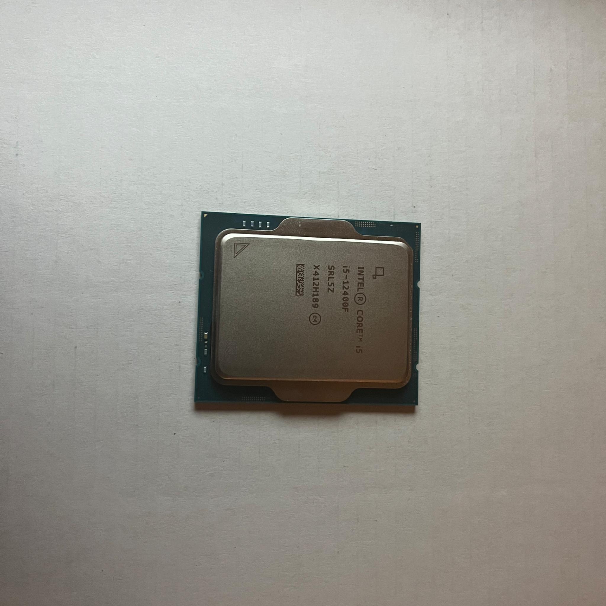 Intel i5 12400f with 16 gb of T force ram