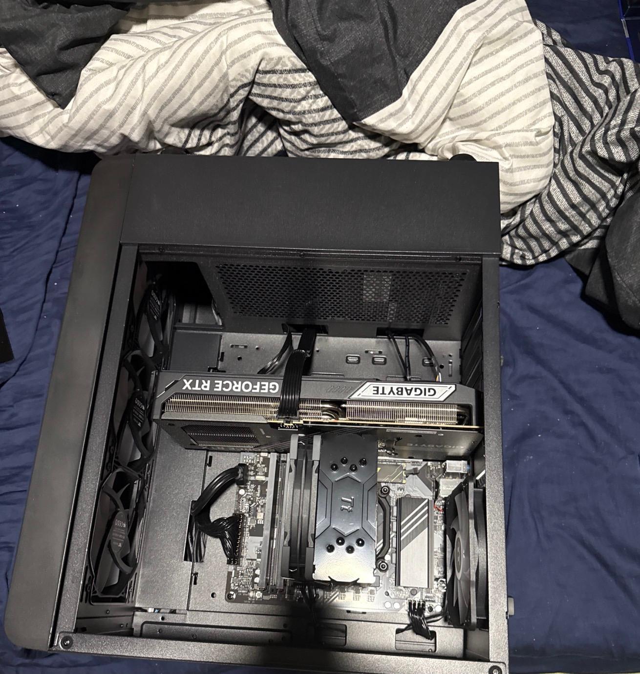 NVIDIA GeForce RTX 5070 Ti - Image 2