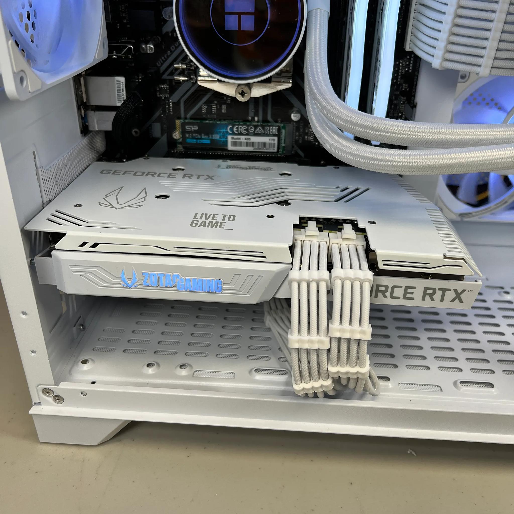 Ryzen 5 5600X RTX 3070 16GB RAM 1TB M.2 Gaming PC