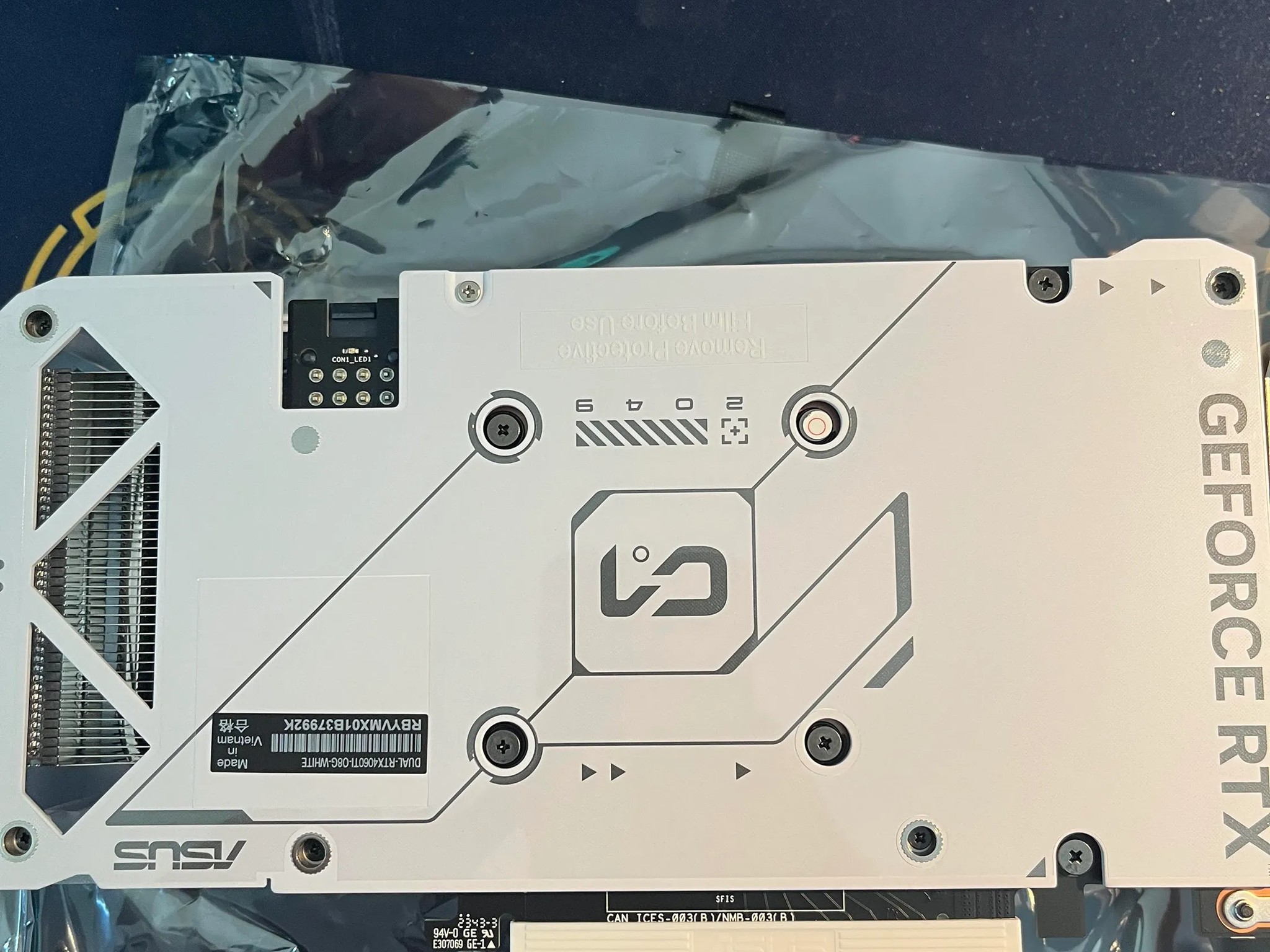 RTX 4060 ti 8 GB Asus Dual White Edition