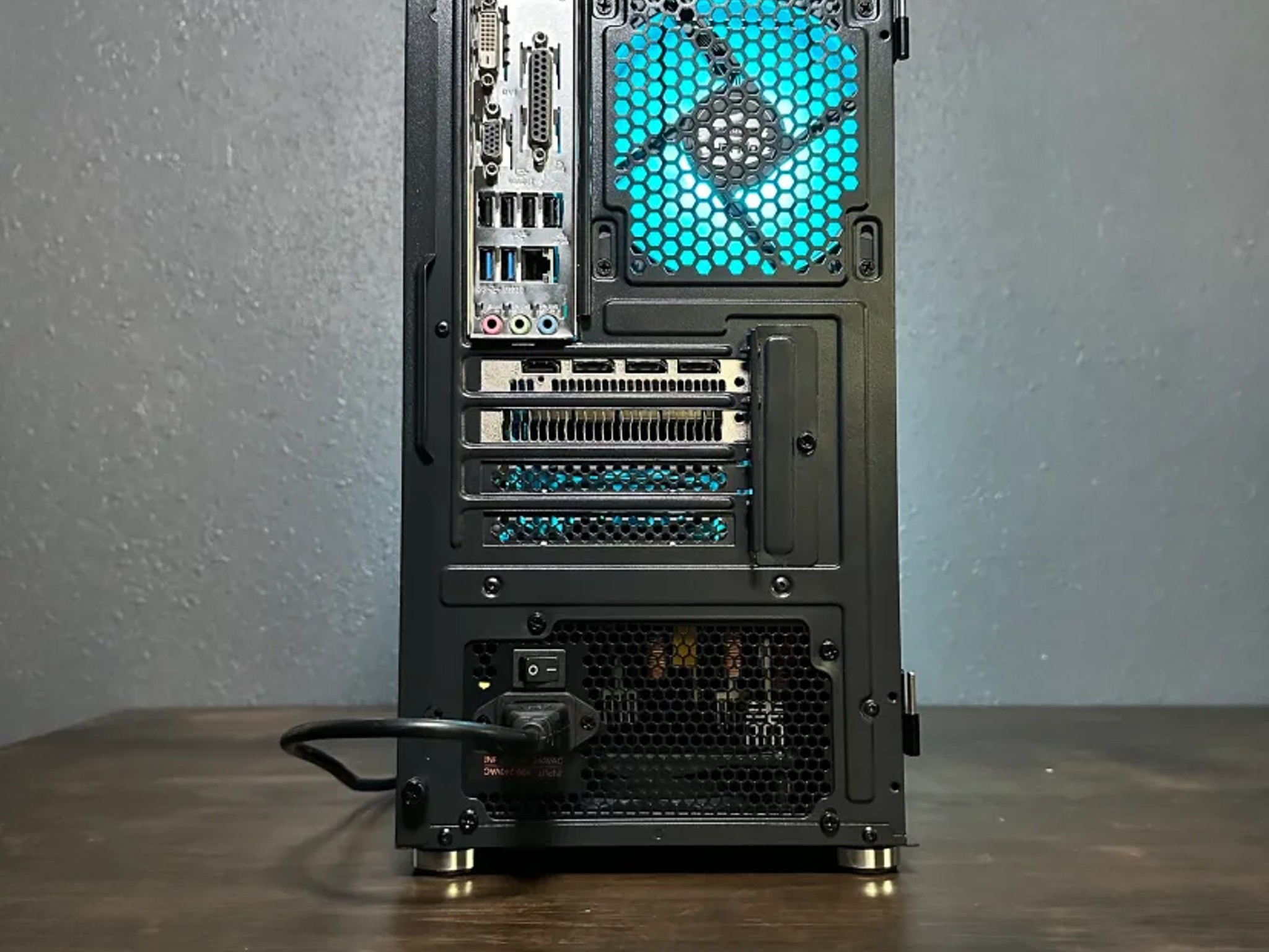 Intel i7 // RX 580 Gaming Pc