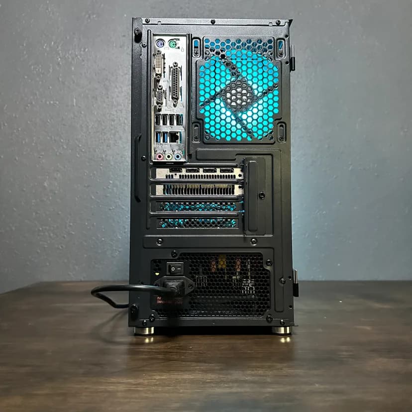 Intel i7 // RX 580 Gaming Pc