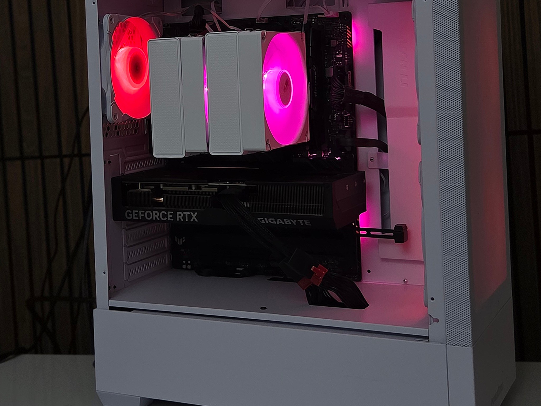 1440P White Gaming v2  PC | 12700K | RTX 4070 super 12GB | DDR4/5 | Z690 | 32GB RAM | 1TB | Win11