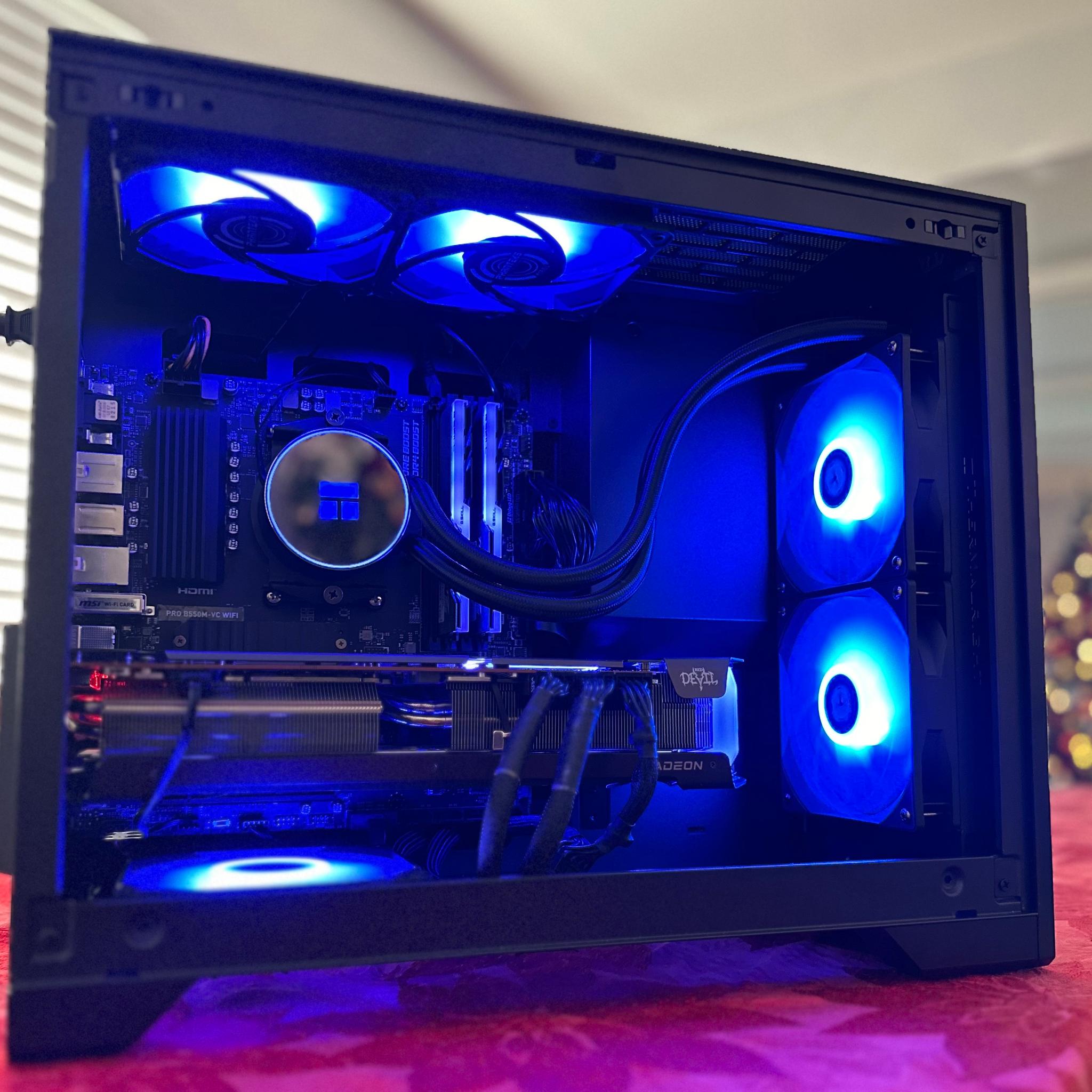 Ryzen 7 5800X + RX 6950 XT Performance Gaming PC – High-End 1440p Ultra / 4K Ready