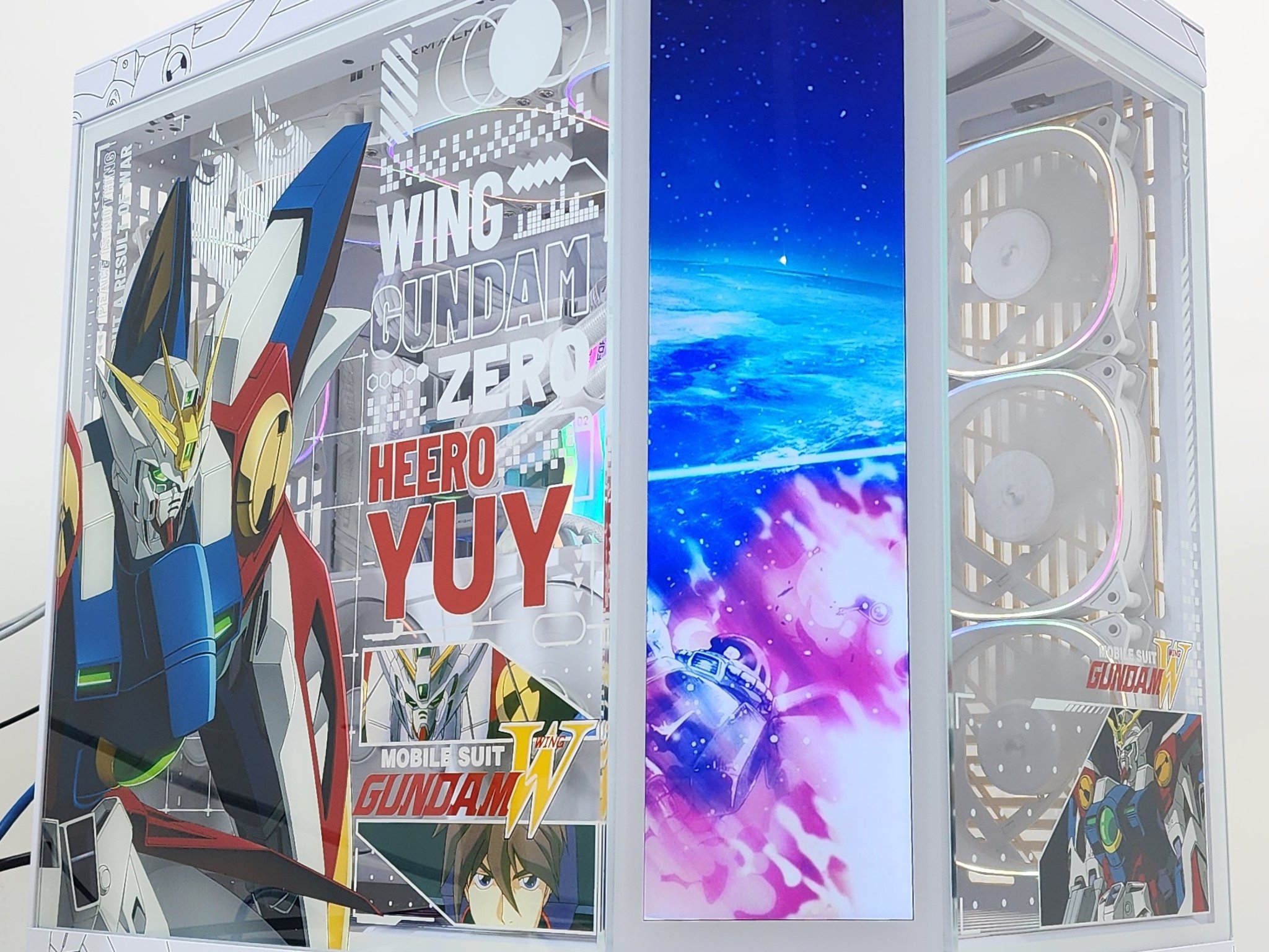 Gaming PC Ryzen 9 9950X3D 32GB RAM 4TB SSD RTX 5090 32GB Windows 11 Computer