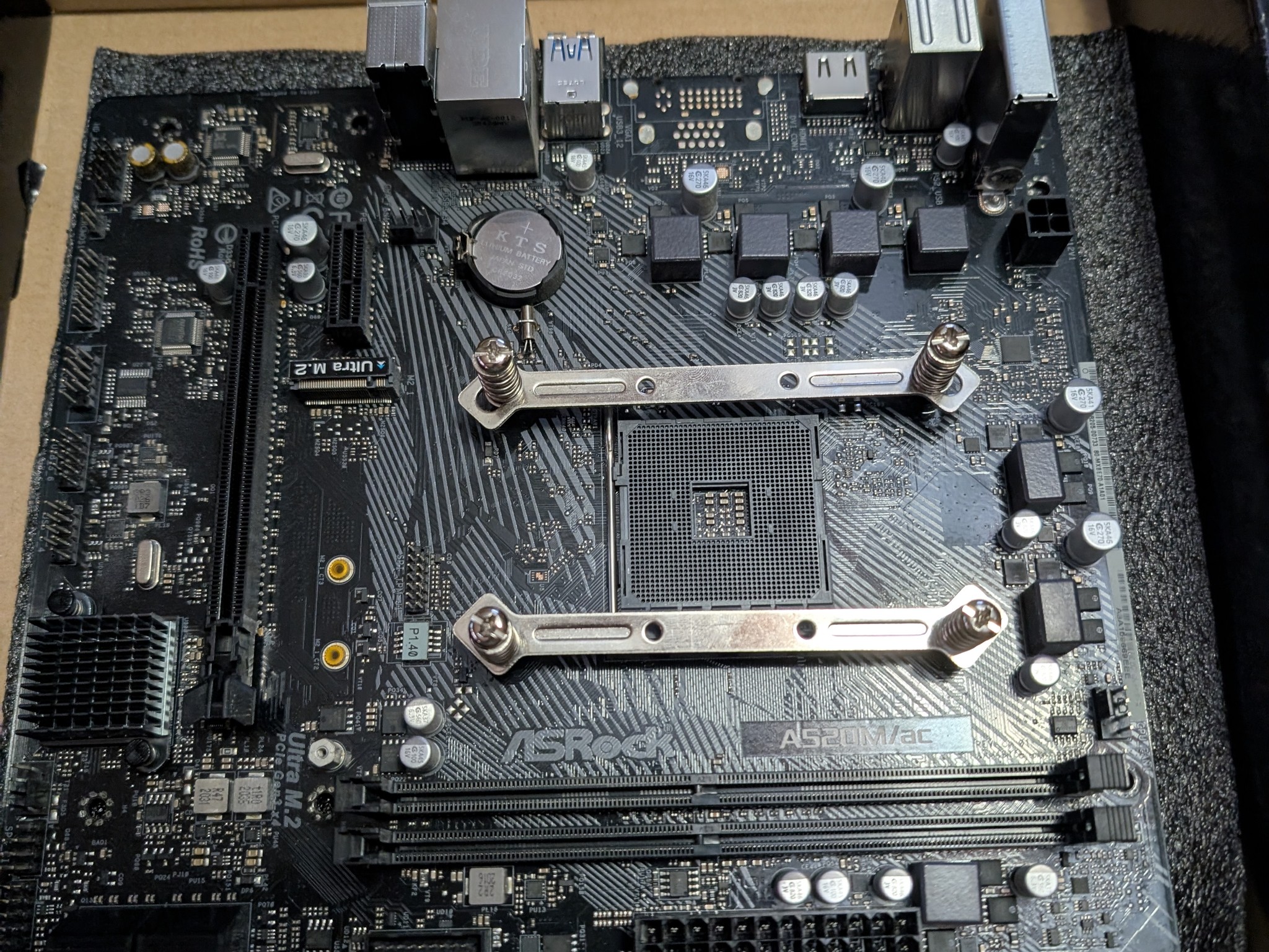 [Used] AM4 Upgrade Combo: Ryzen 7 5700X + ASRock A520M/ac + Vetroo V5 Cooler+ 32GB DDR4 3200 RAM