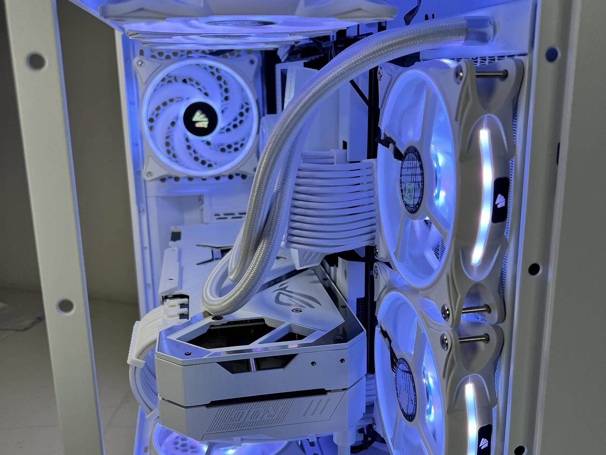 Snow Edition - Ryzen 7 5800X | ROG Strix 3080 Gaming PC