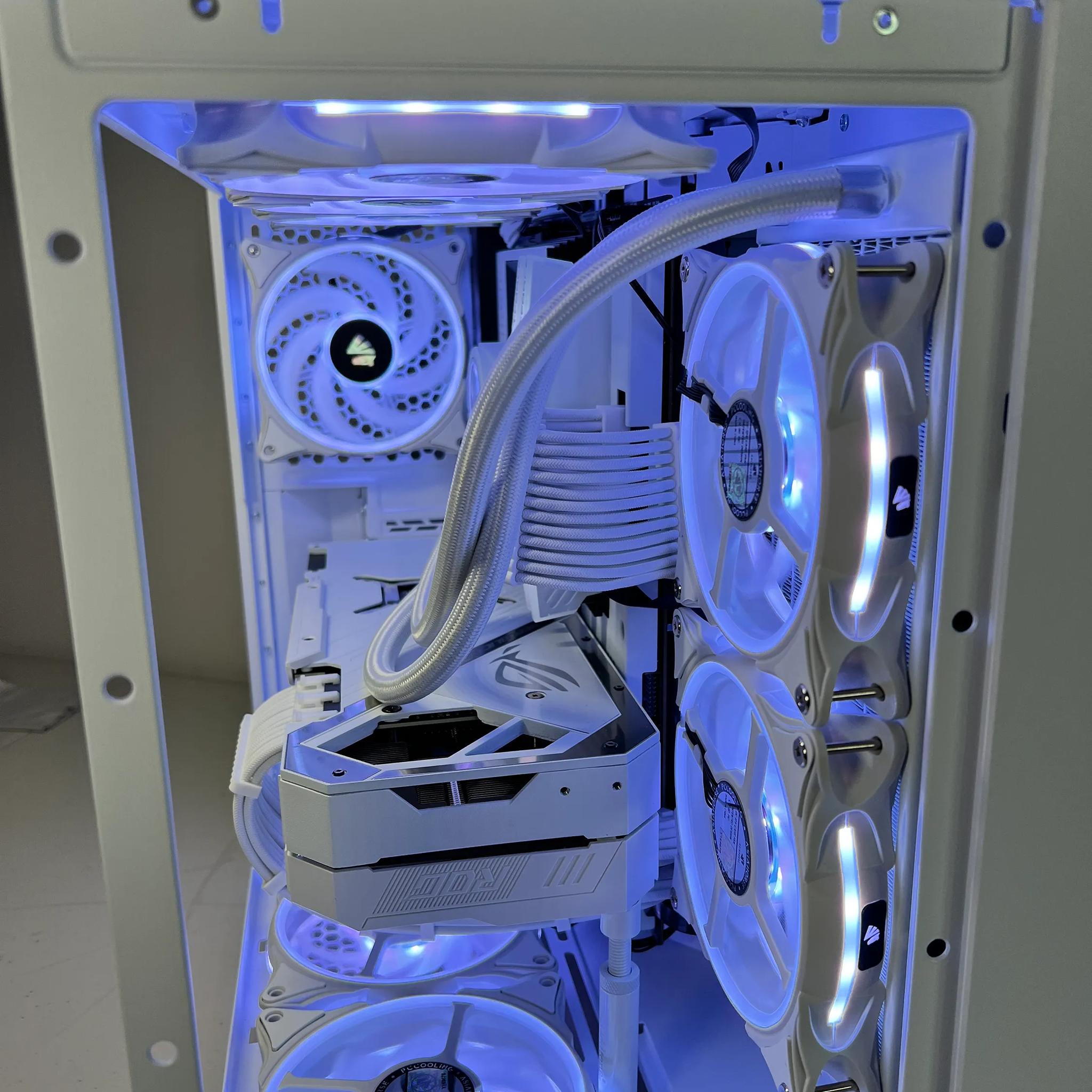 Snow Edition - Ryzen 7 5800X | ROG Strix 3080 Gaming PC