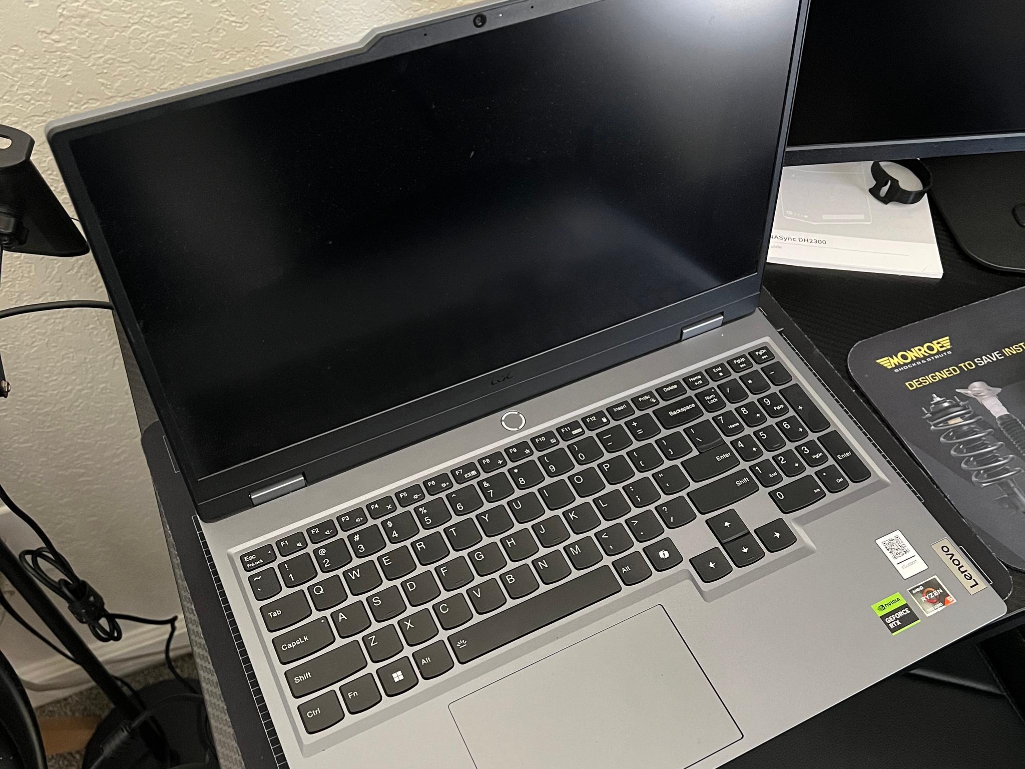 Lenovo-LOQ 15.6 Gaming Laptop AMD Ryzen 5 7235H 2023 32gb RAM NVIDIA GeForceRTX3050 6GB-512GB SSD