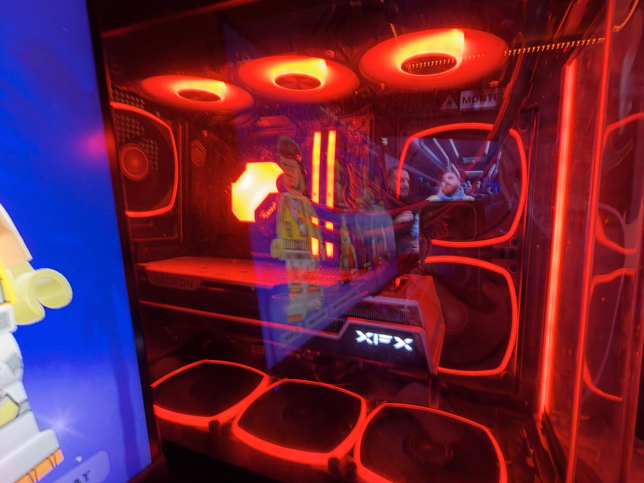 Custom Gaming PC Build 7800 XT RYZEN 5 9600x 32gb DDR5