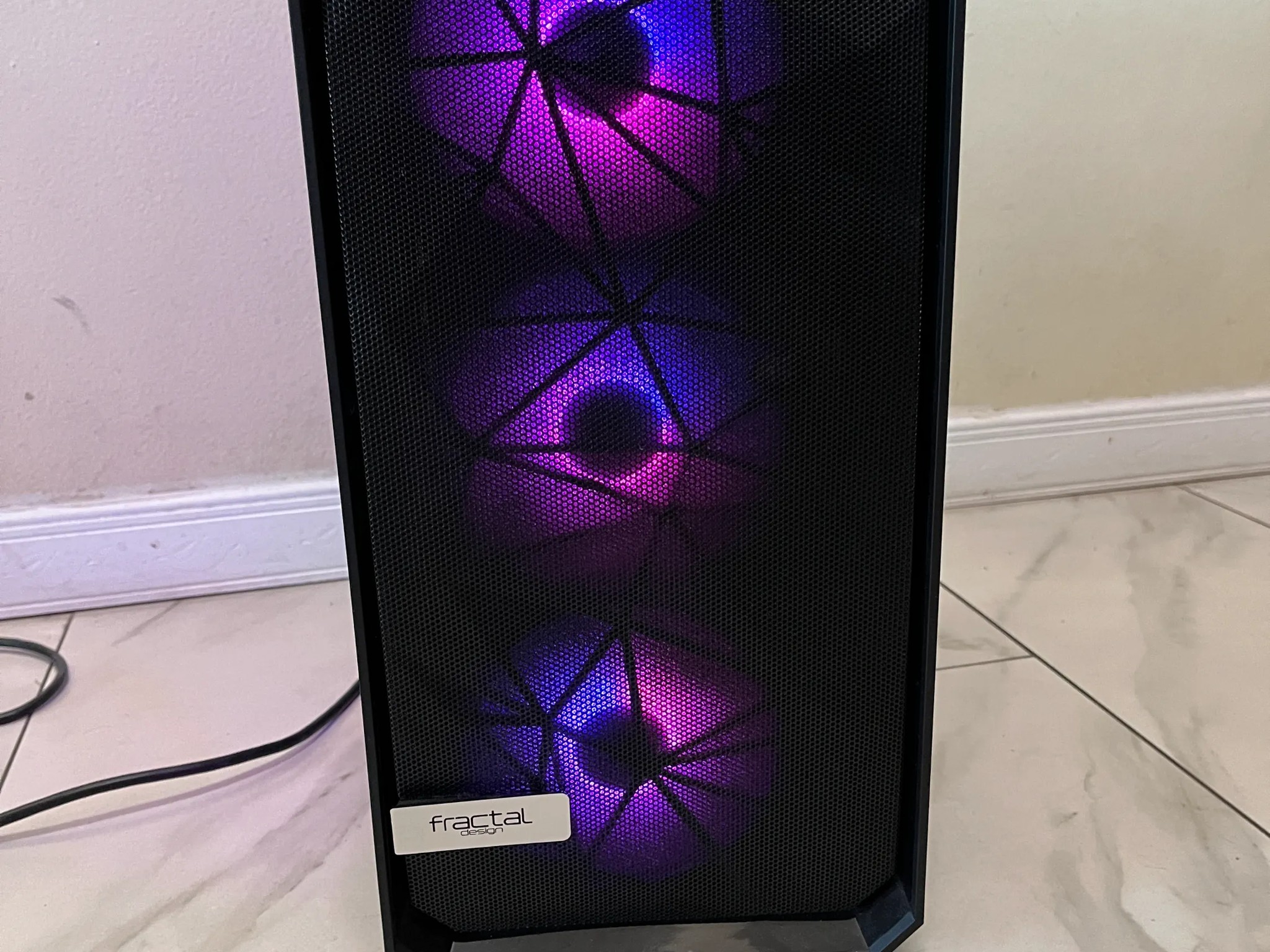 🟢🔥 Budget Gaming PC – RGB Case w/ Remote - Intel i5-4590, R9 380 4GB, 1 TB Storage & 12GB RAM 🔵 🖥️