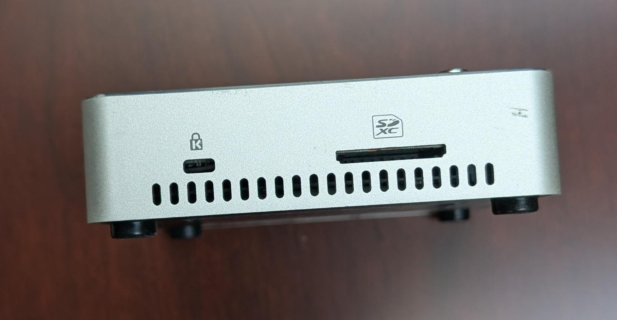 Emulation machine, Intel NUC 6th gen i5, 128GB SSD, 8GB RAM, Batocera preconfigured