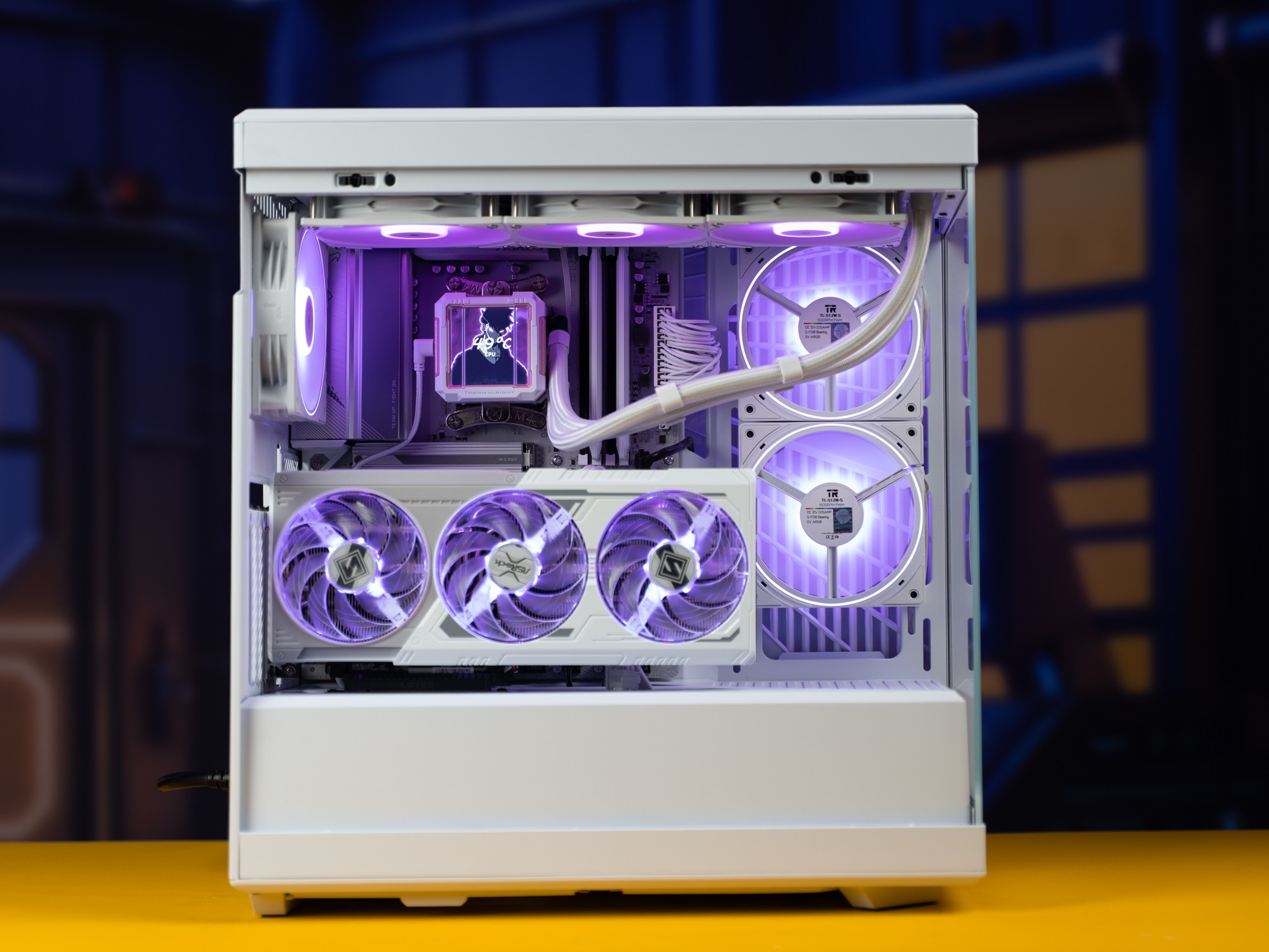 “SynthelisX” RX 9070 XT Ryzen 7 7800X3D 32GB Windows 11 2TB 4K Gaming PC Solo Leveler