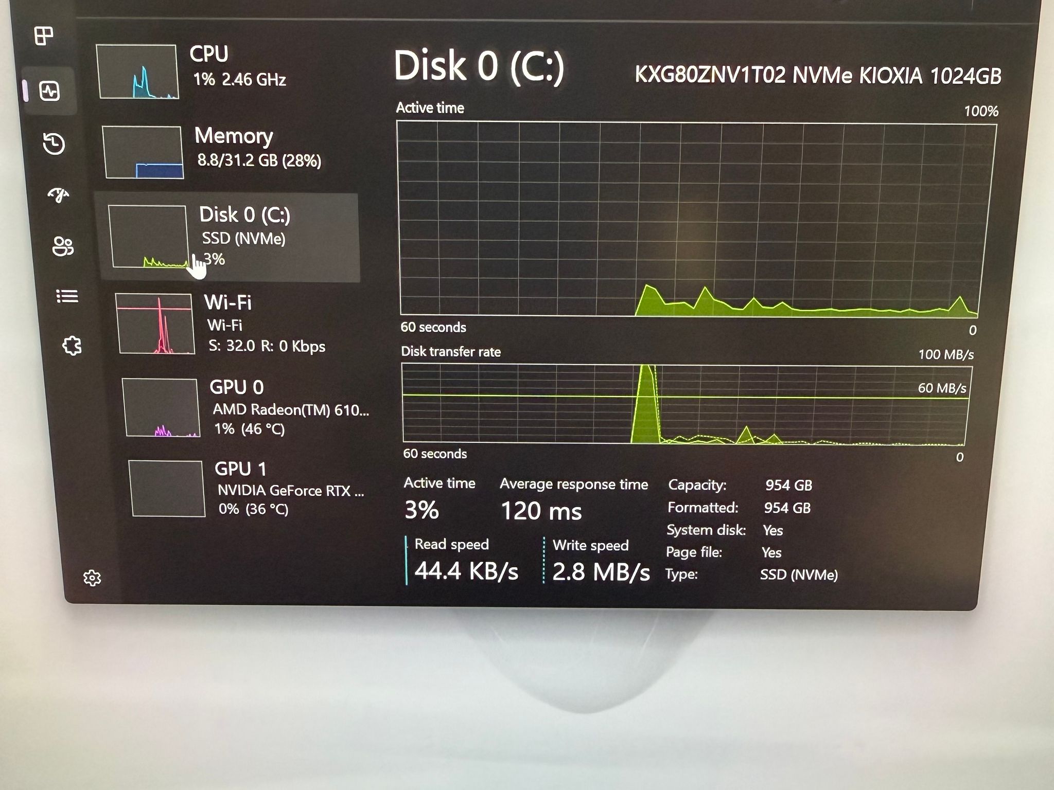 Alienware m16 R1 Gaming Laptop RTX 4070 Ryzen 9 7845HX 32GB RAM 1TB NVMe