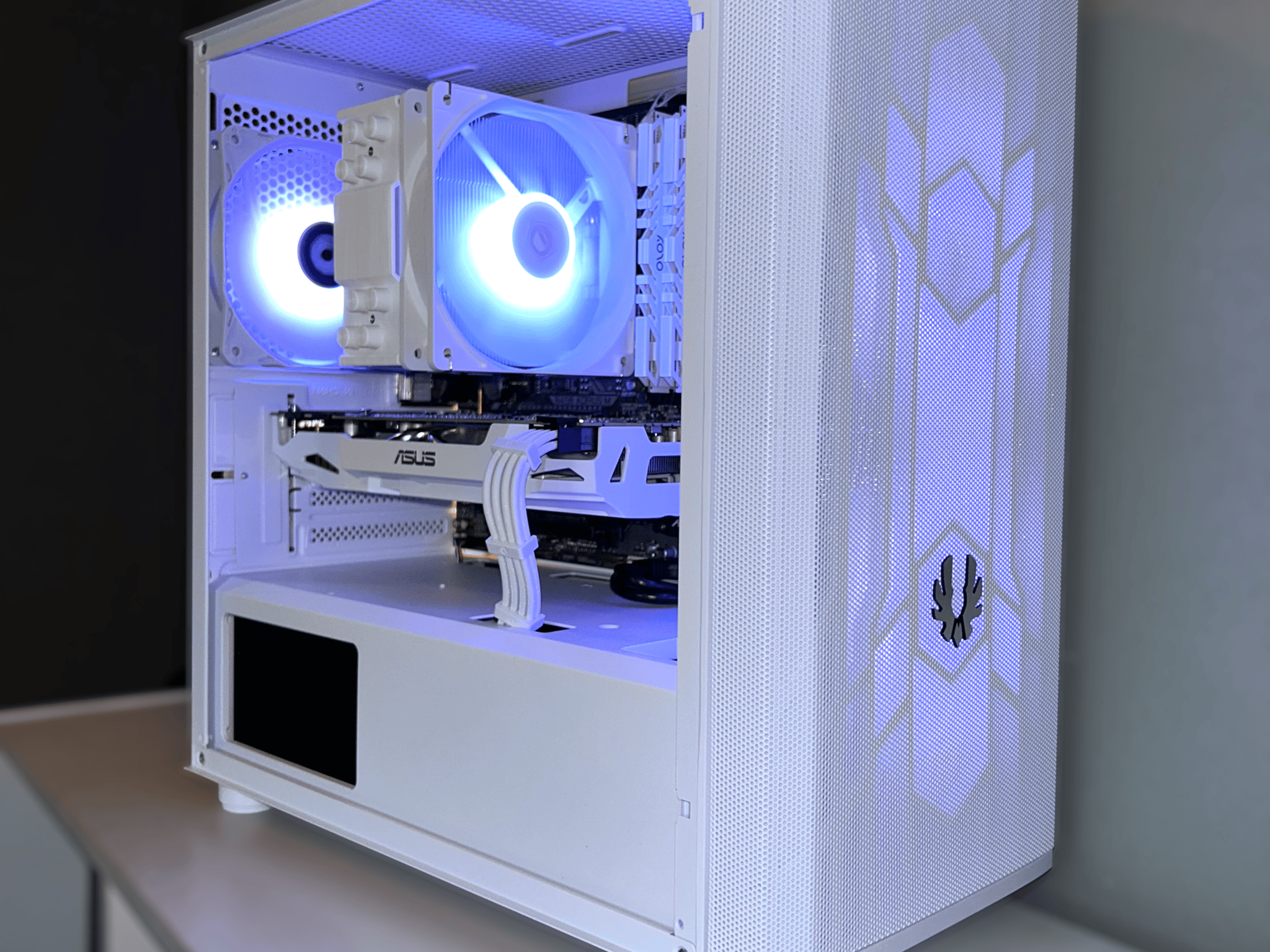 Custom White Gaming PC | GTX 1070 8Gb + Ryzen 5 2600