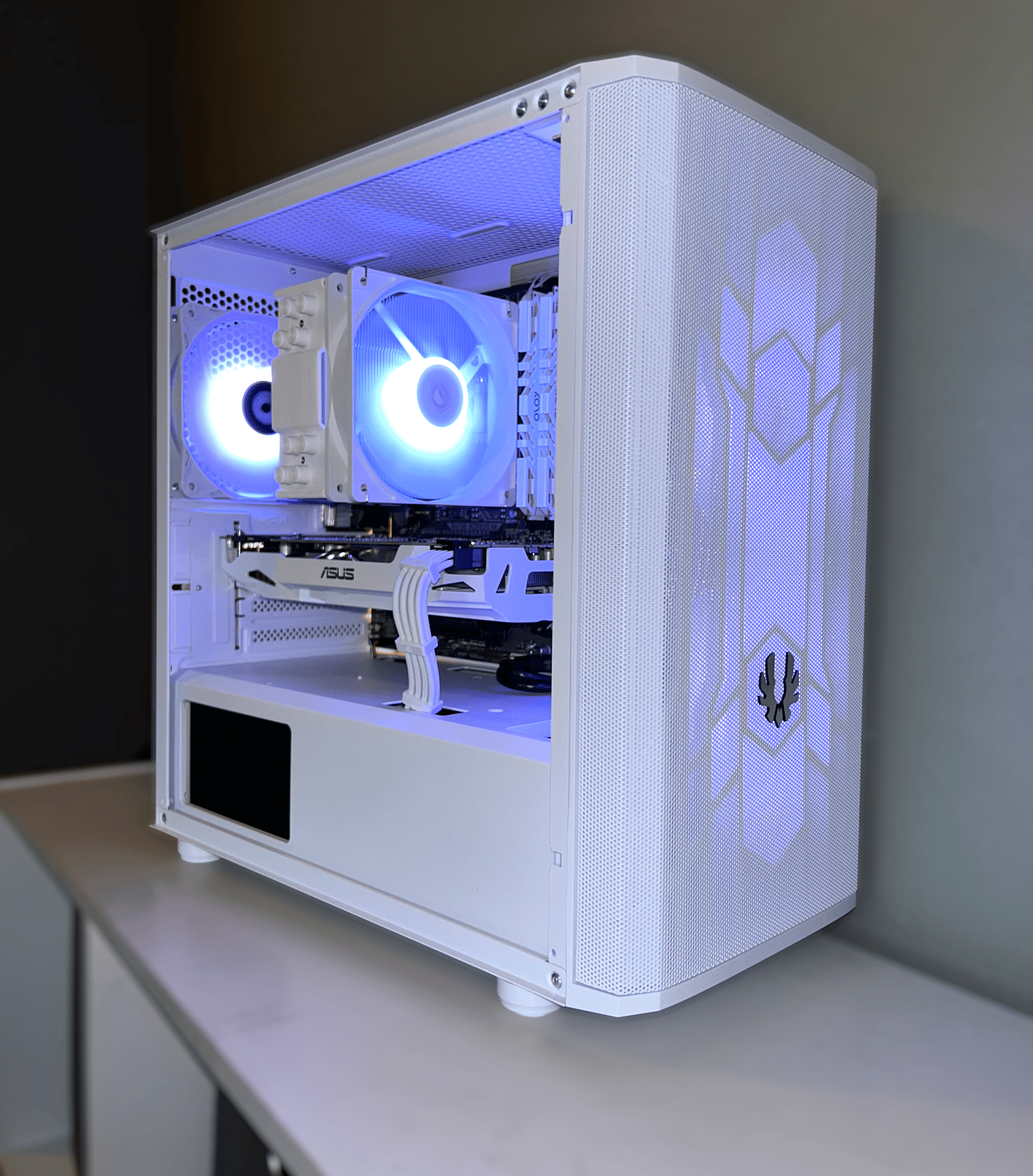 Custom White Gaming PC | GTX 1070 8Gb + Ryzen 5 2600