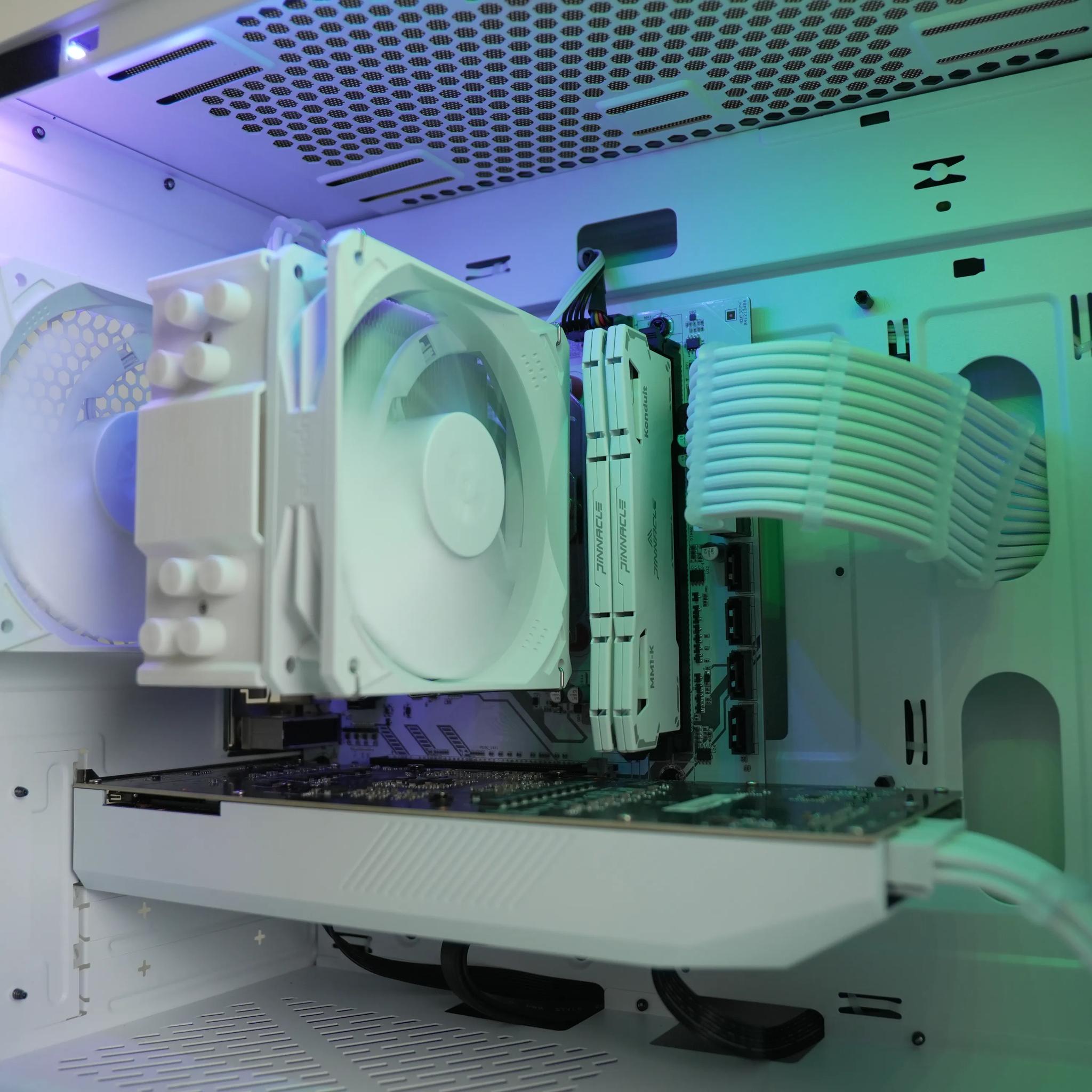 White Beauty Gaming PC | RTX 3070 | Ryzen 5 5600 | 32GB RAM | WIN 11 | WIFI |