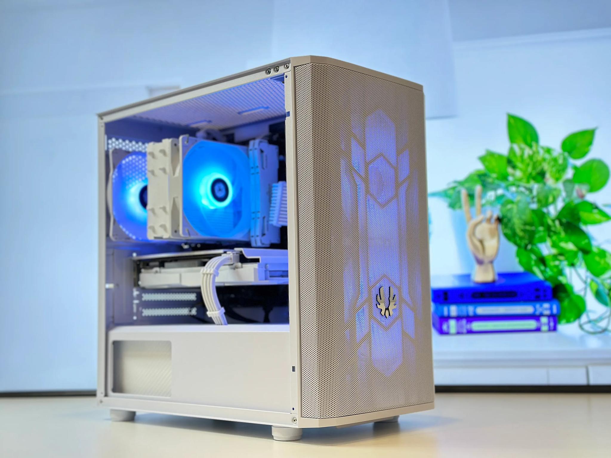🐧North Pole Gaming PC🐧AMD RX 580 8GB⚪Ryzen 5 3500X⚪16GB DDR4⚪1TB SSD